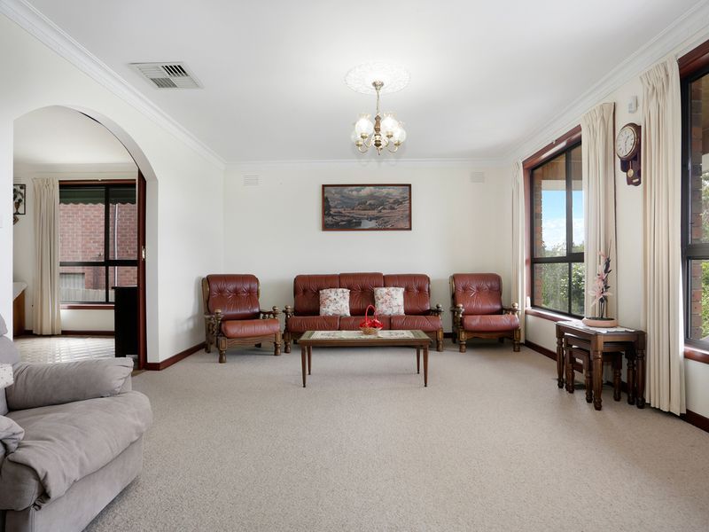 56 Petronella Avenue, Wheelers Hill, VIC 3150