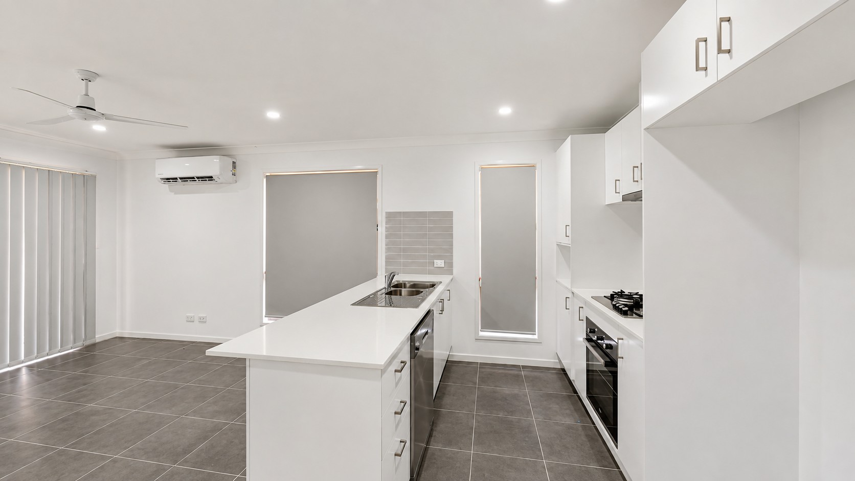 1/9 Mount Wheeler Street, Park Ridge, QLD 4125