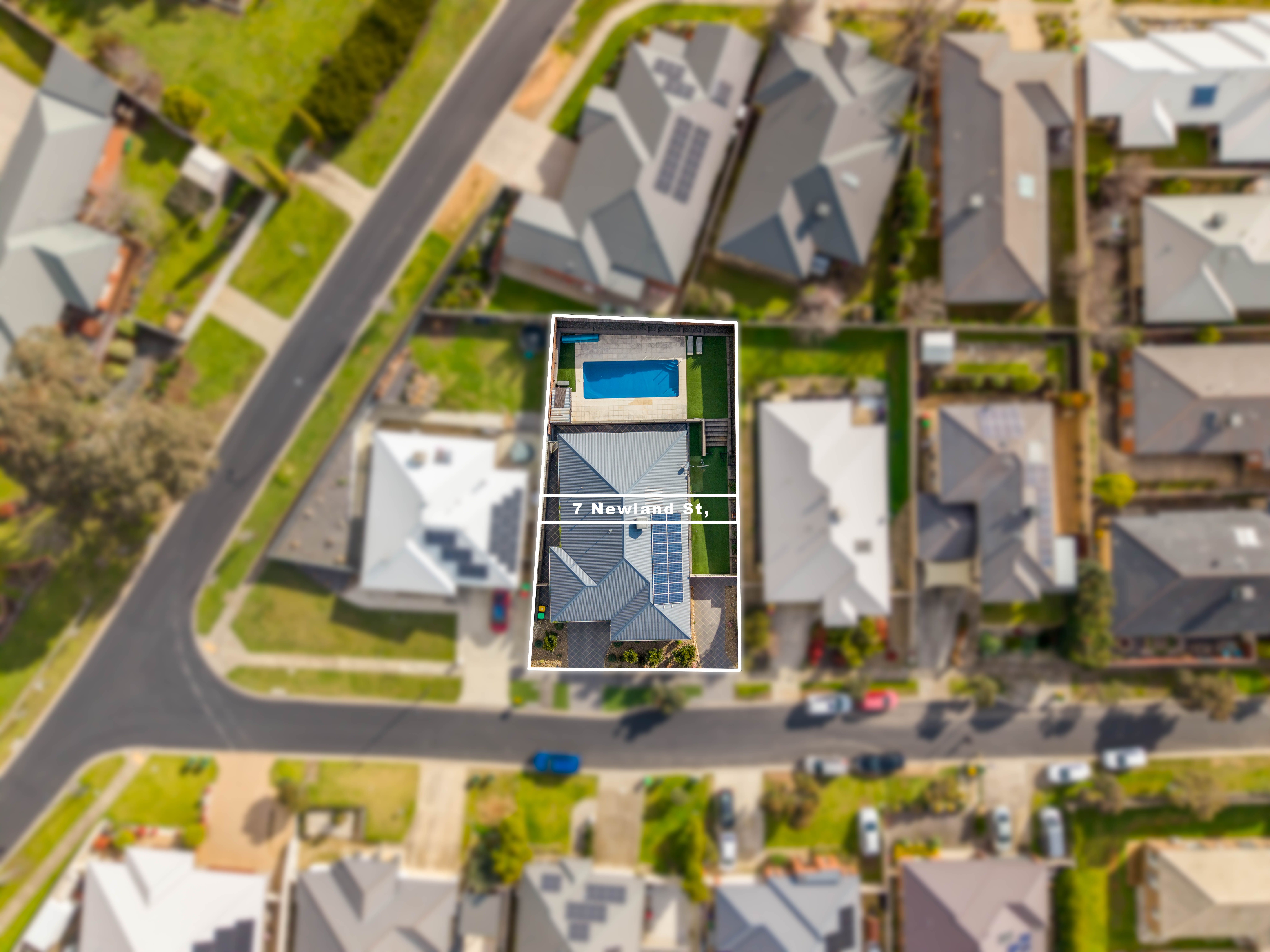 7 Newland Street — photo from Ray White Albury Central