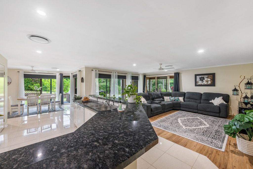 5 River Gum Close — photo 3 of 22