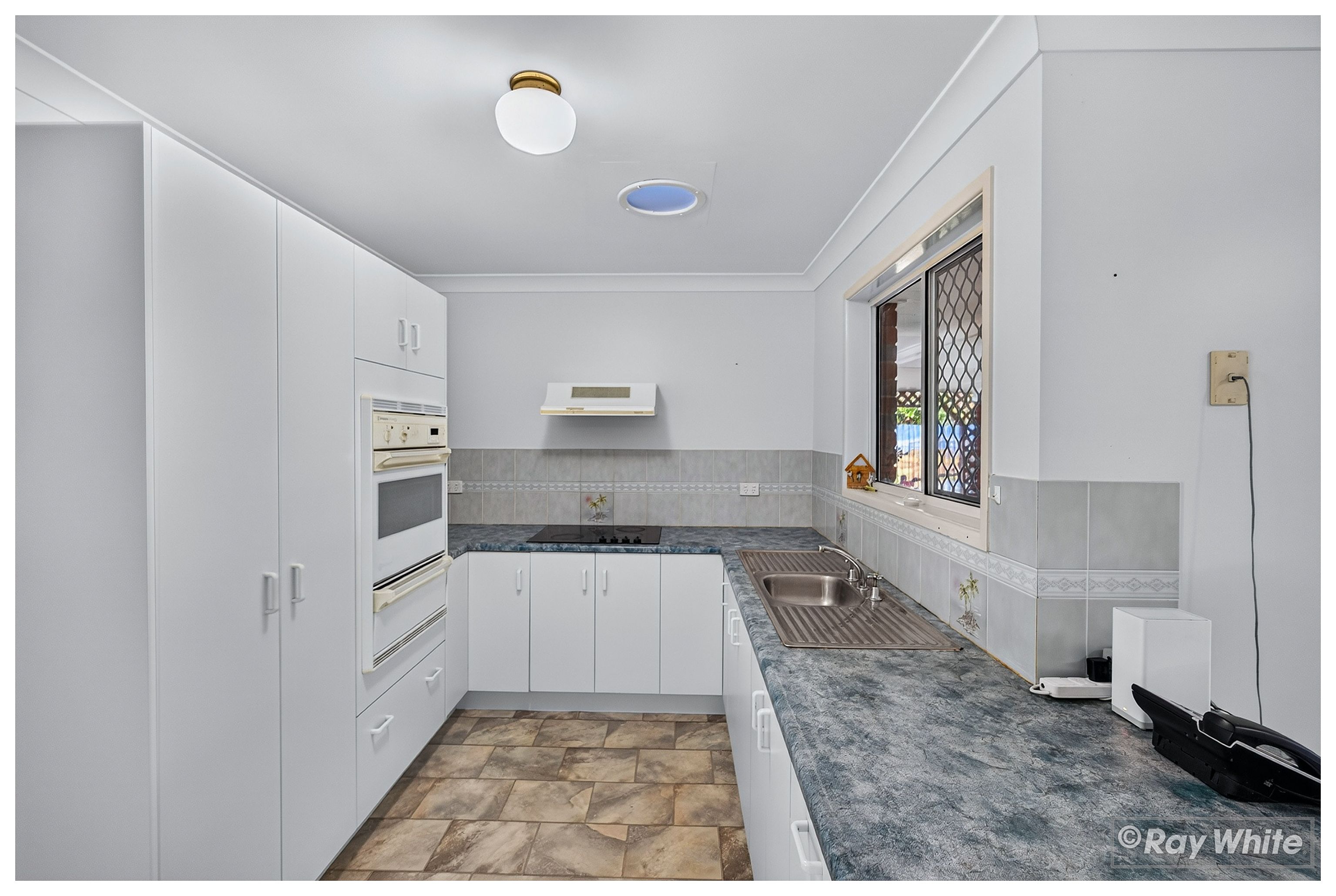 34 Arthur Street — photo 4 of 30