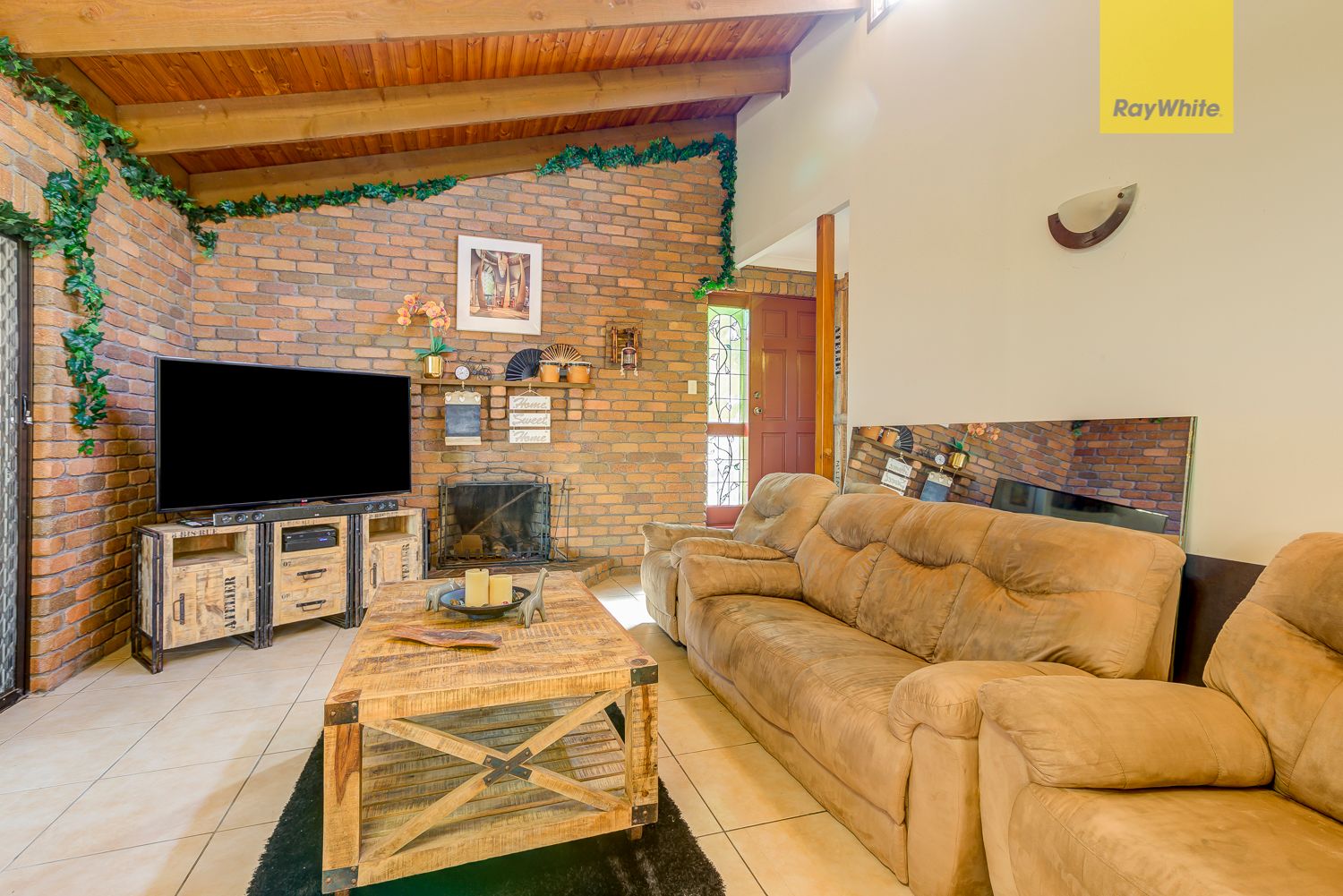 9 Gosford Court, Rochedale South, QLD 4123