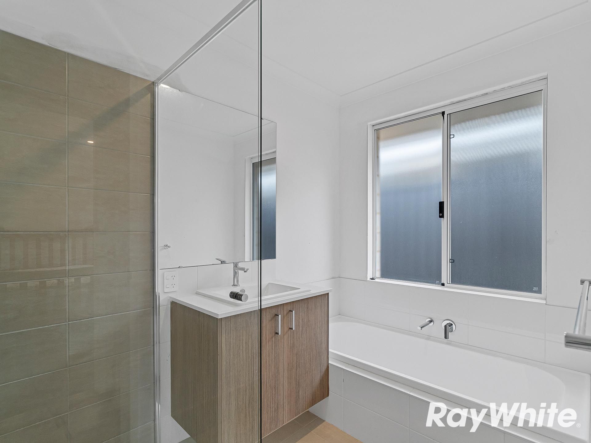 10 Pennina Grove — photo 12 of 17