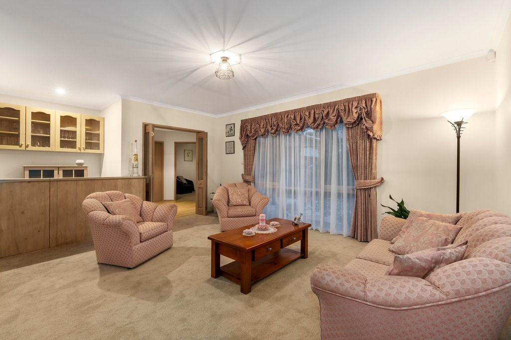 103 Viviani Crescent, Heathmont, VIC 3135