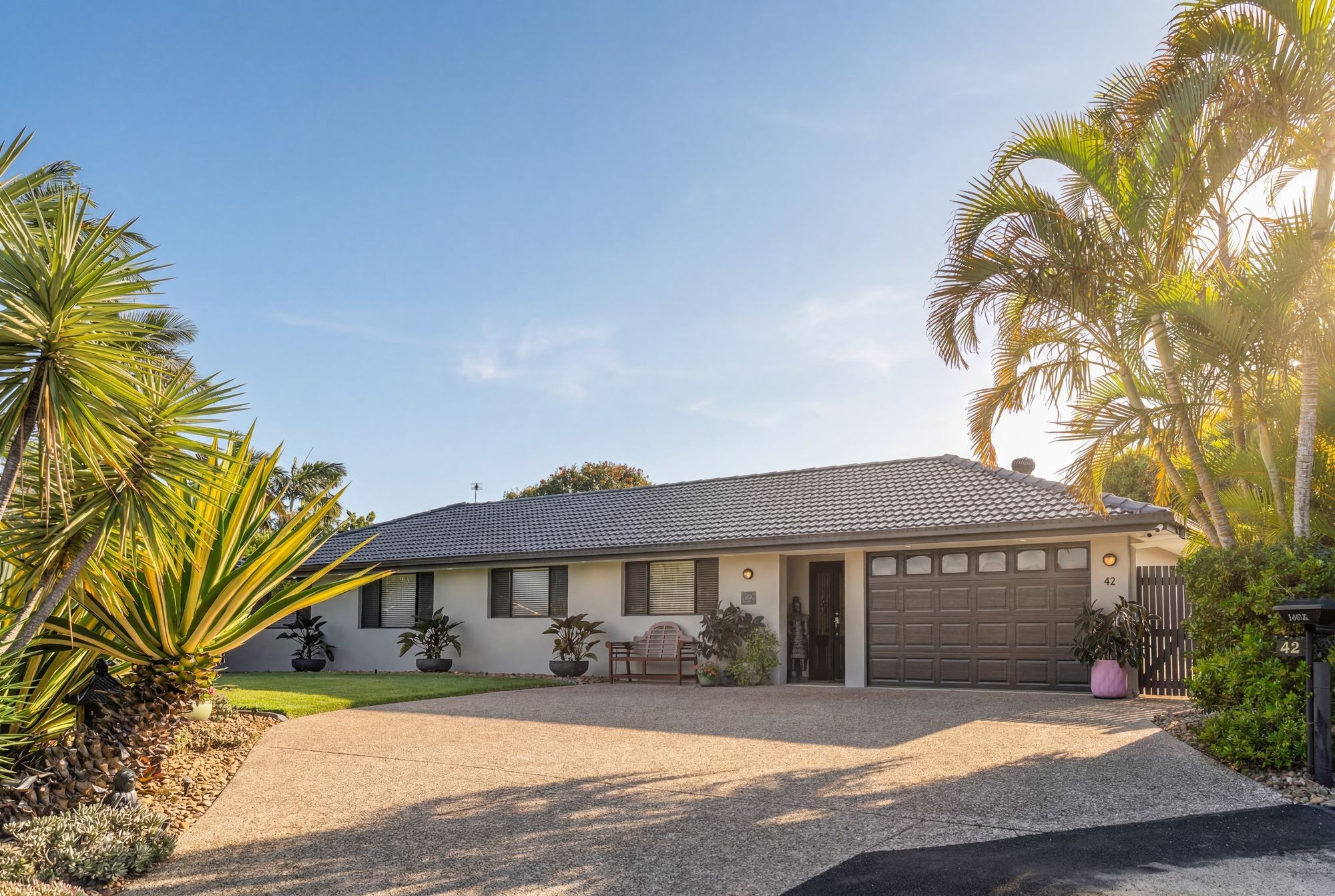 42 Summit Crescent, Carrara, QLD 4211