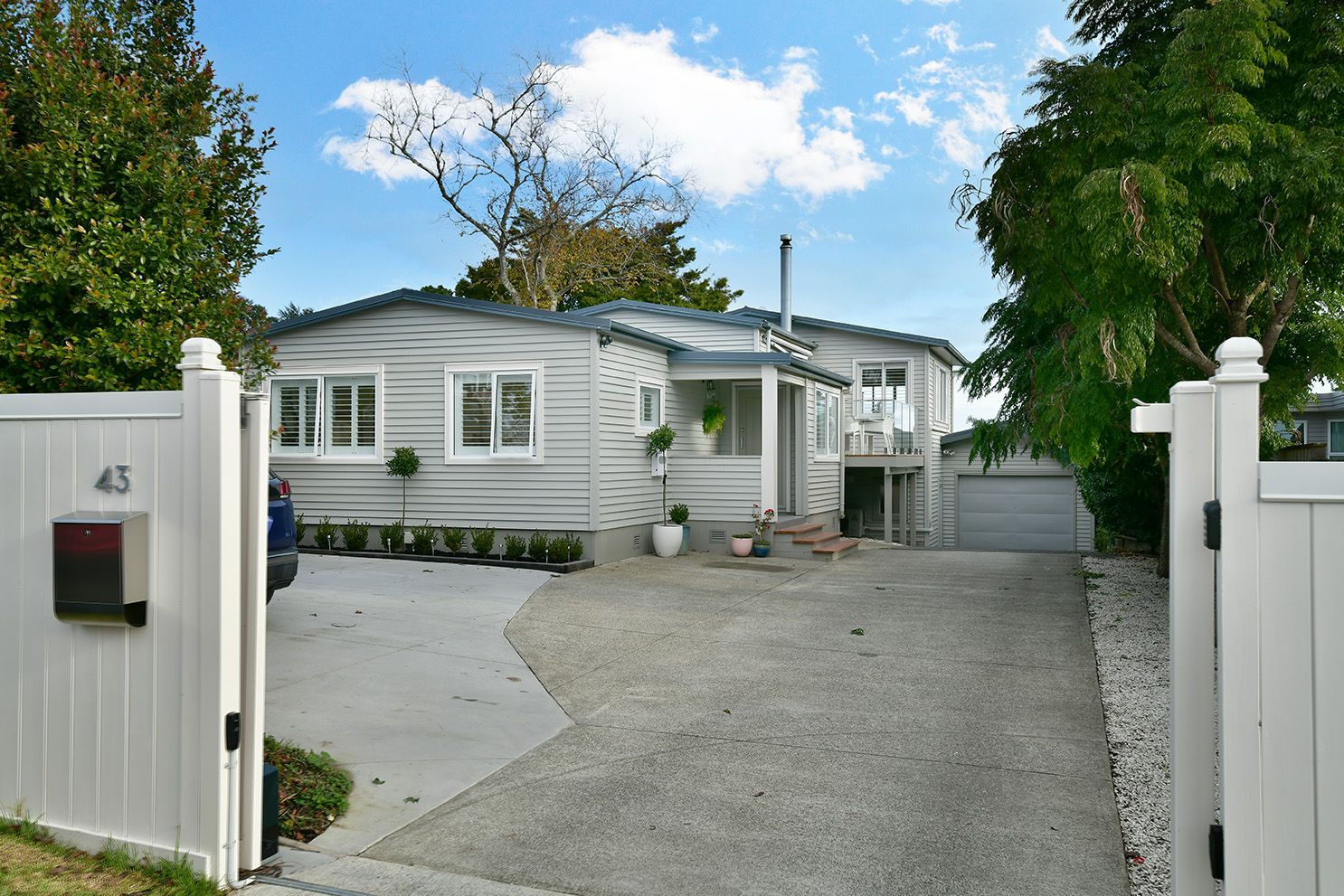 43 Tauhinu Road, Greenhithe, North Shore City