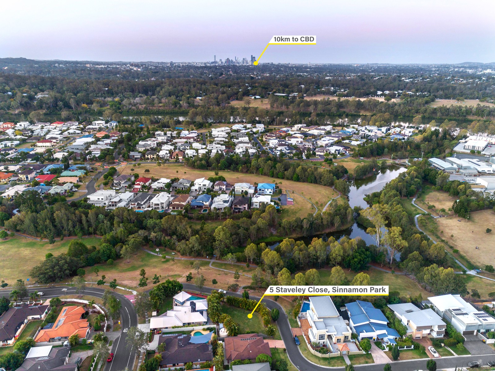 5 Staveley Close, Sinnamon Park, QLD 4073