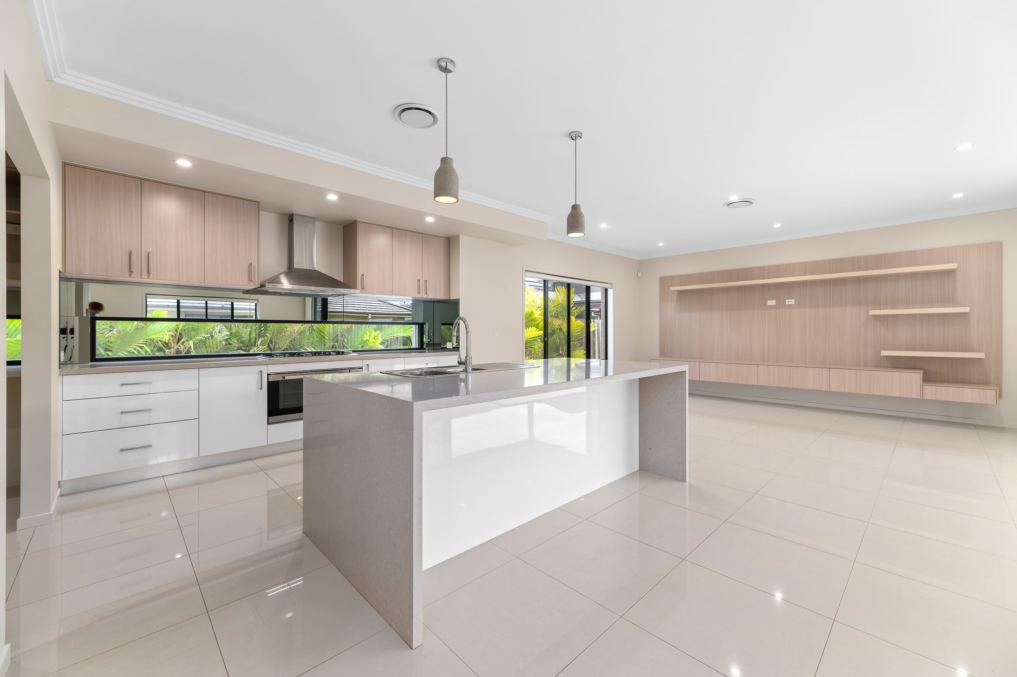 55 Finnegan Circuit, Oxley, QLD 4075