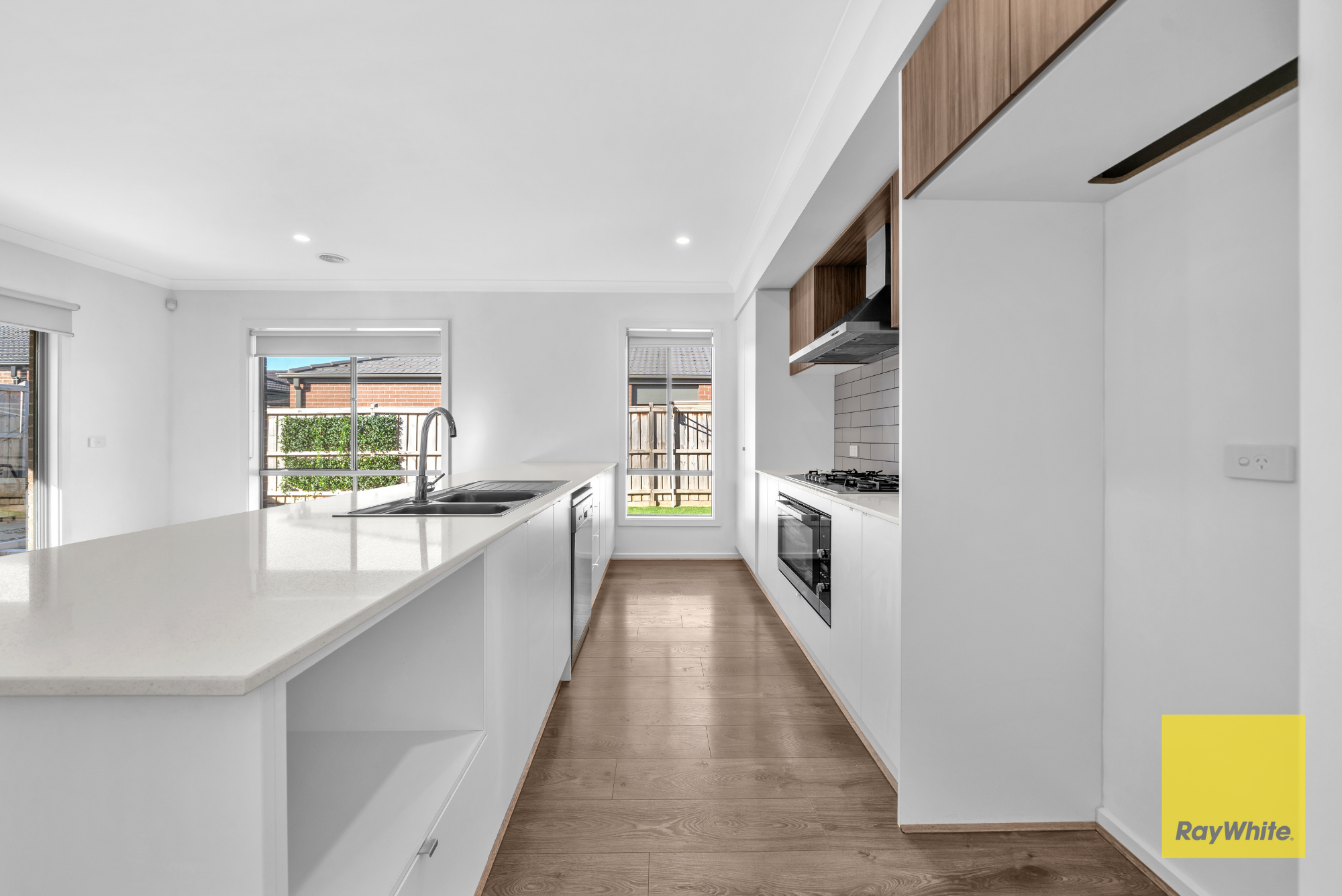 18 Myrtleleaf Street — photo 6 of 16