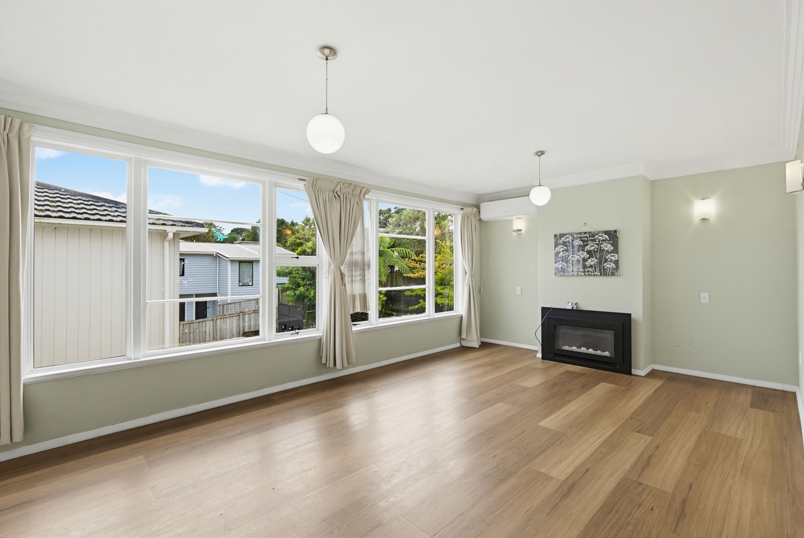 4 Bell Street, Tawa, Wellington City