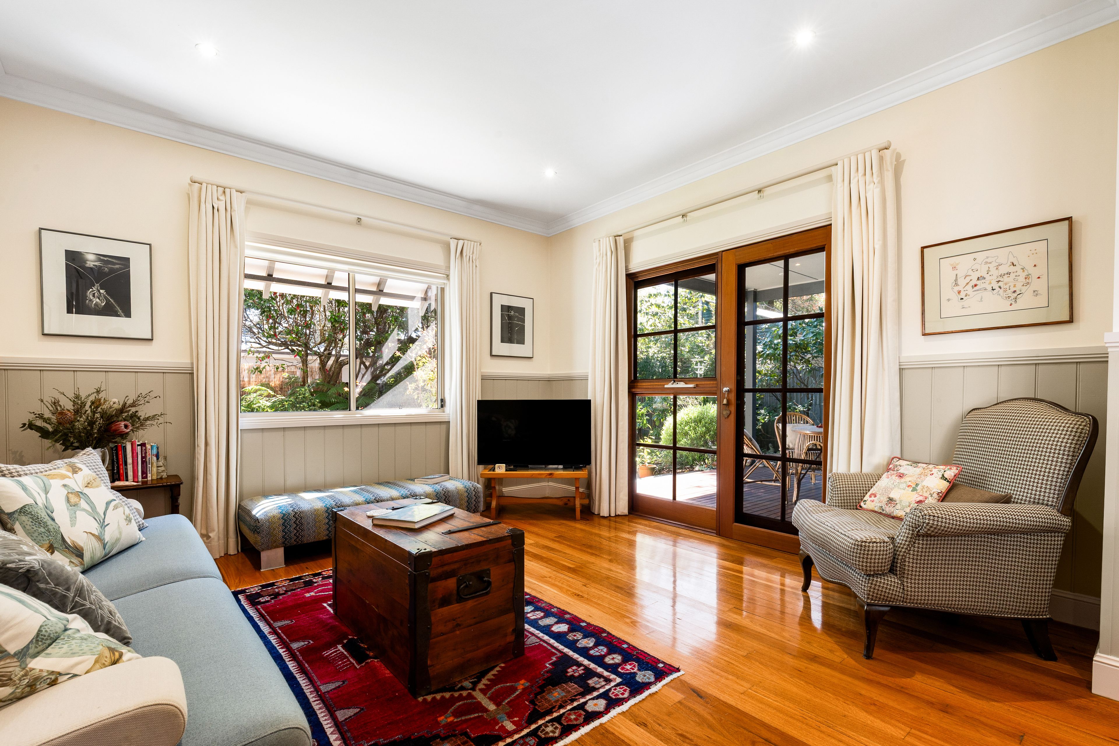 232 Hat Hill Road — photo 4 of 13