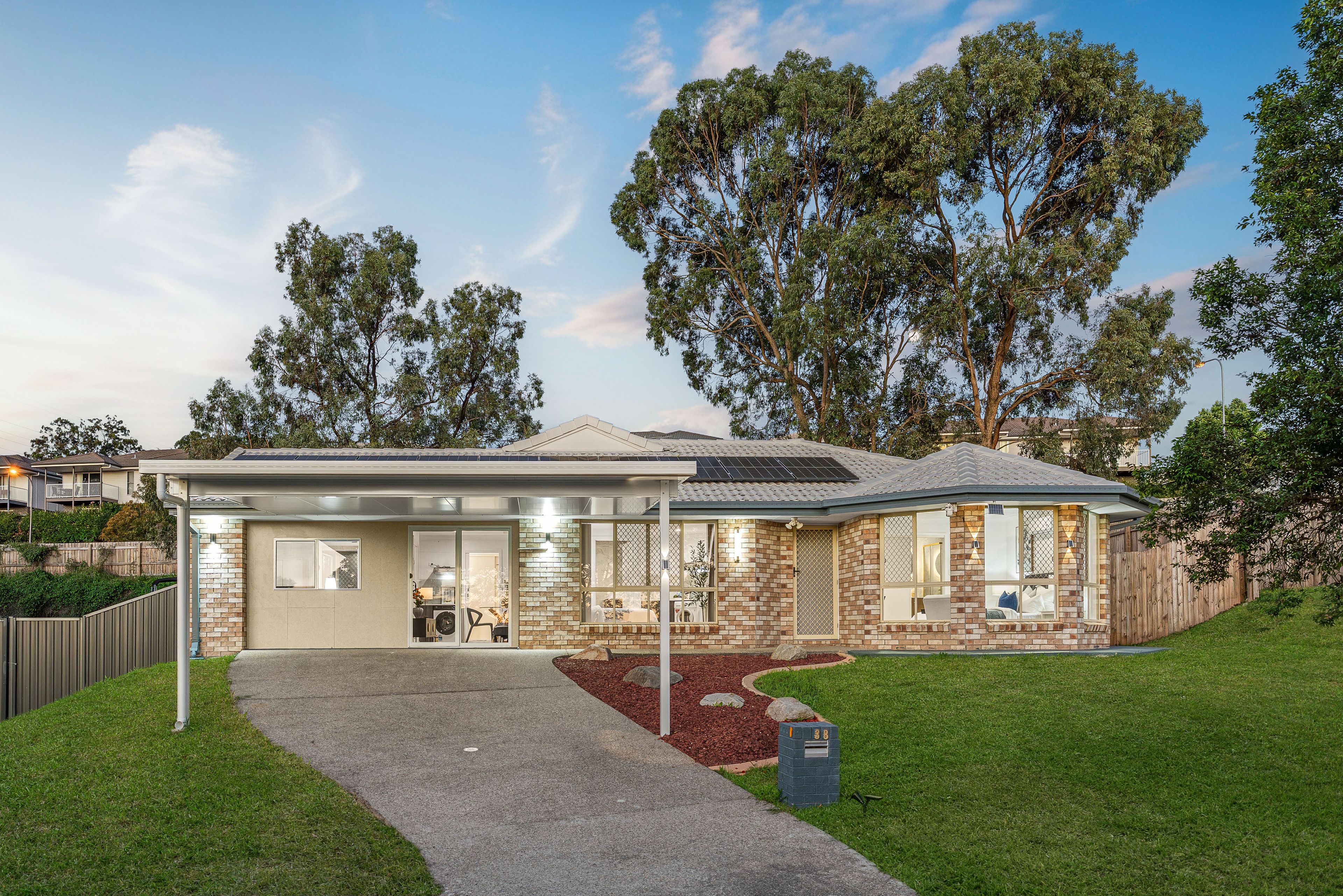 38 Mount Maroon Street — photo 3 of 21