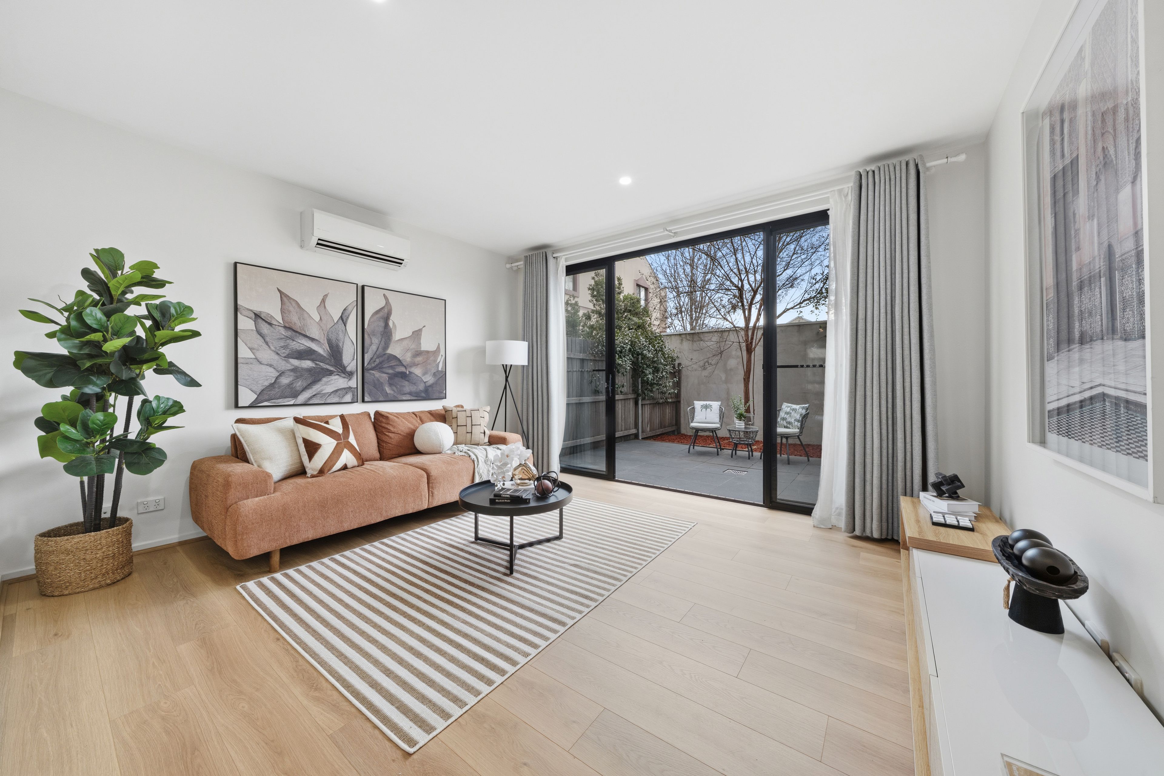 27/135 Easty Street — photo from Ray White Canberra