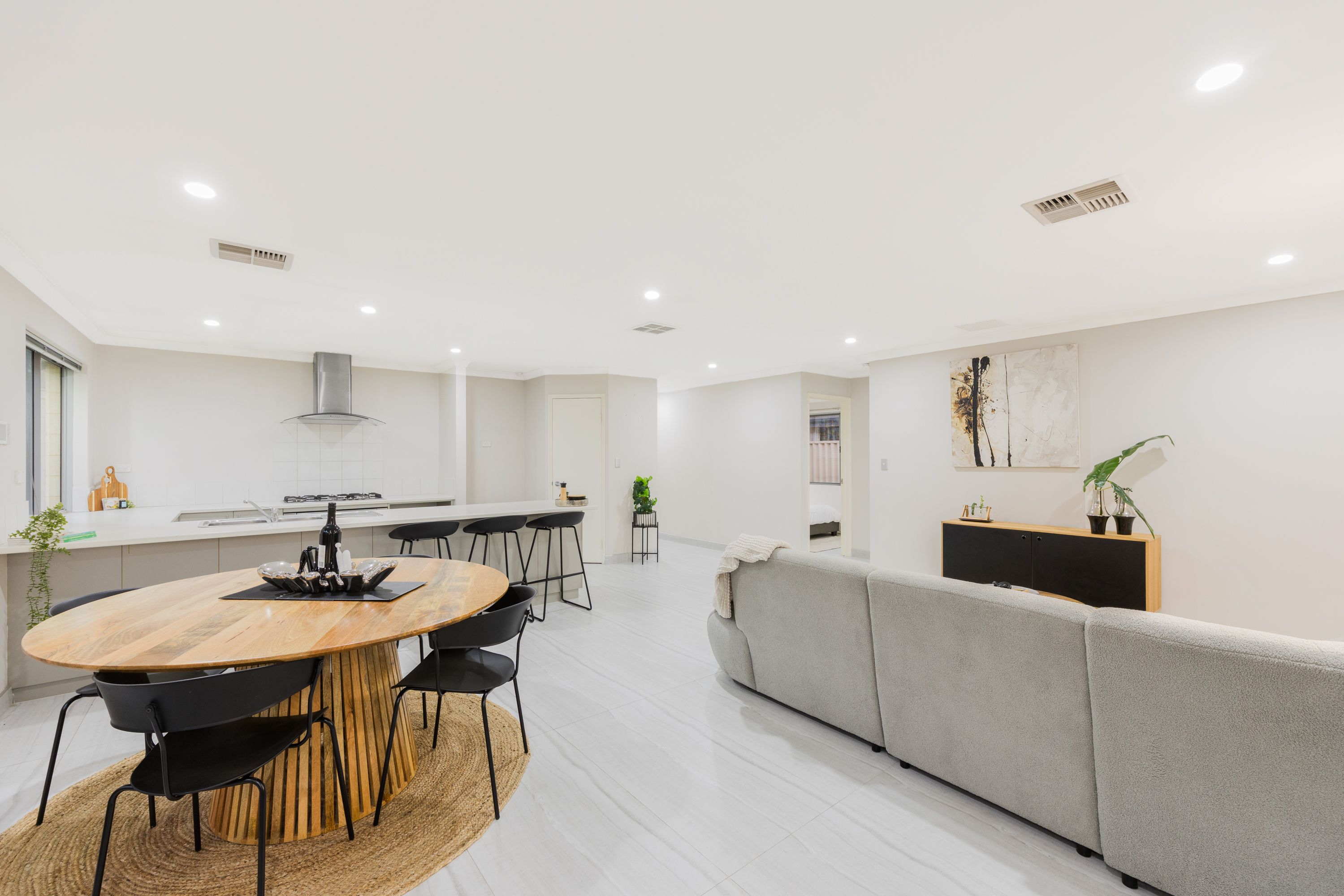39 Welcome Meander — photo 6 of 17