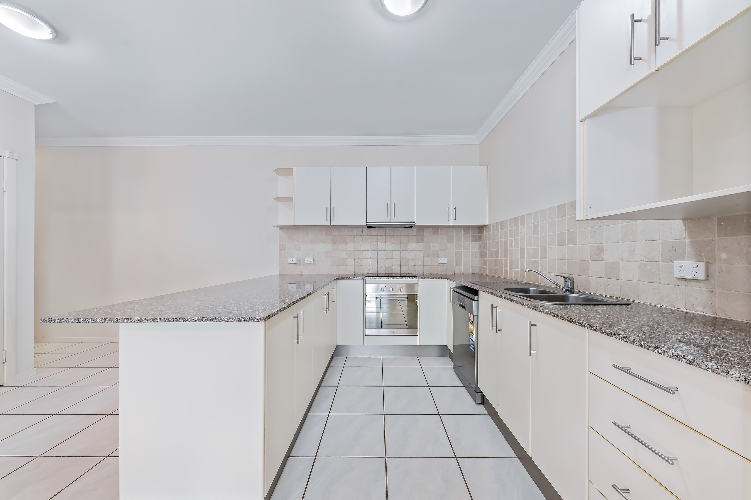 26/21 Shute Harbour Road, Cannonvale, QLD 4802