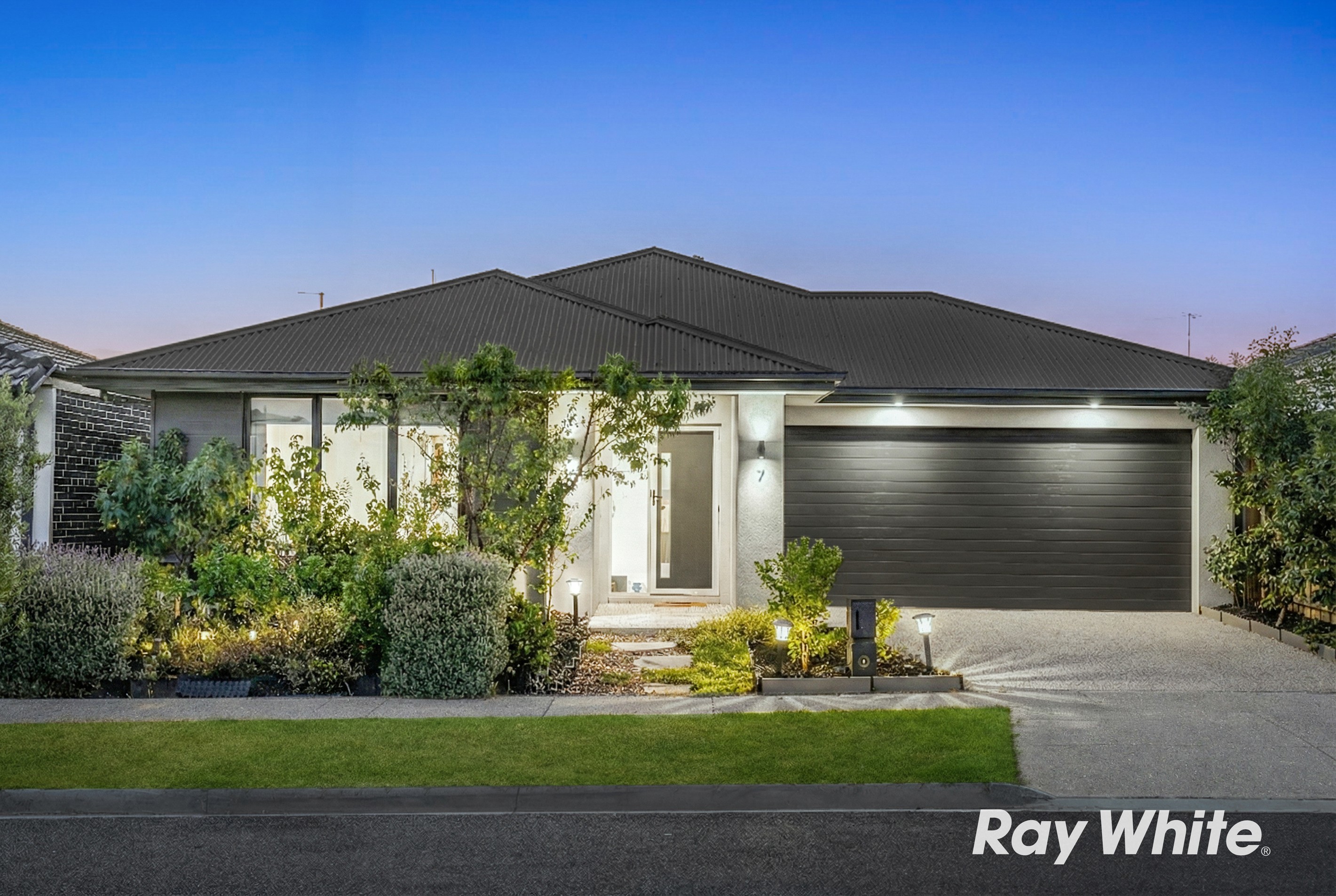 7 Eastrow Avenue, Donnybrook, VIC 3064