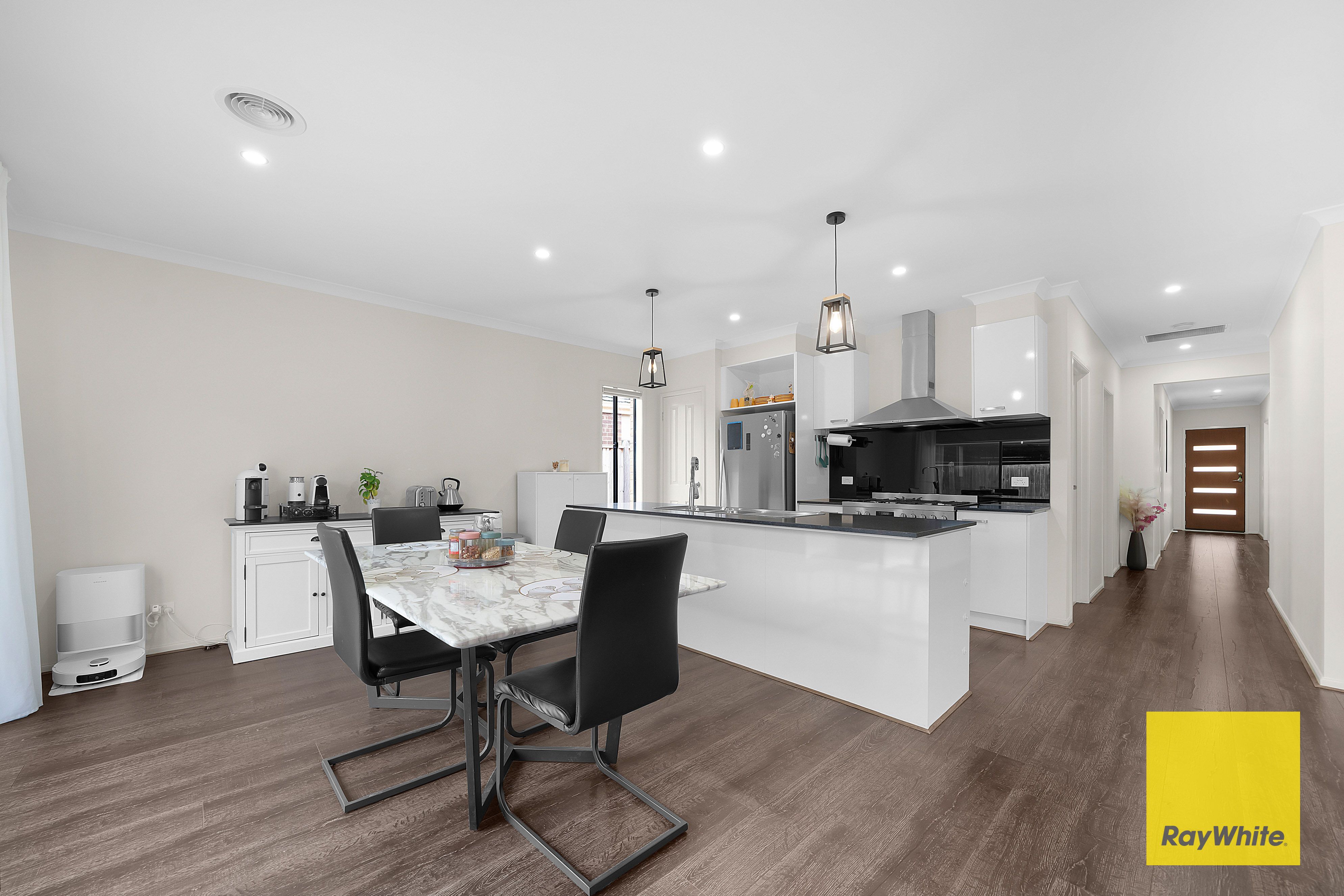 28 Yates Avenue — photo 9 of 20