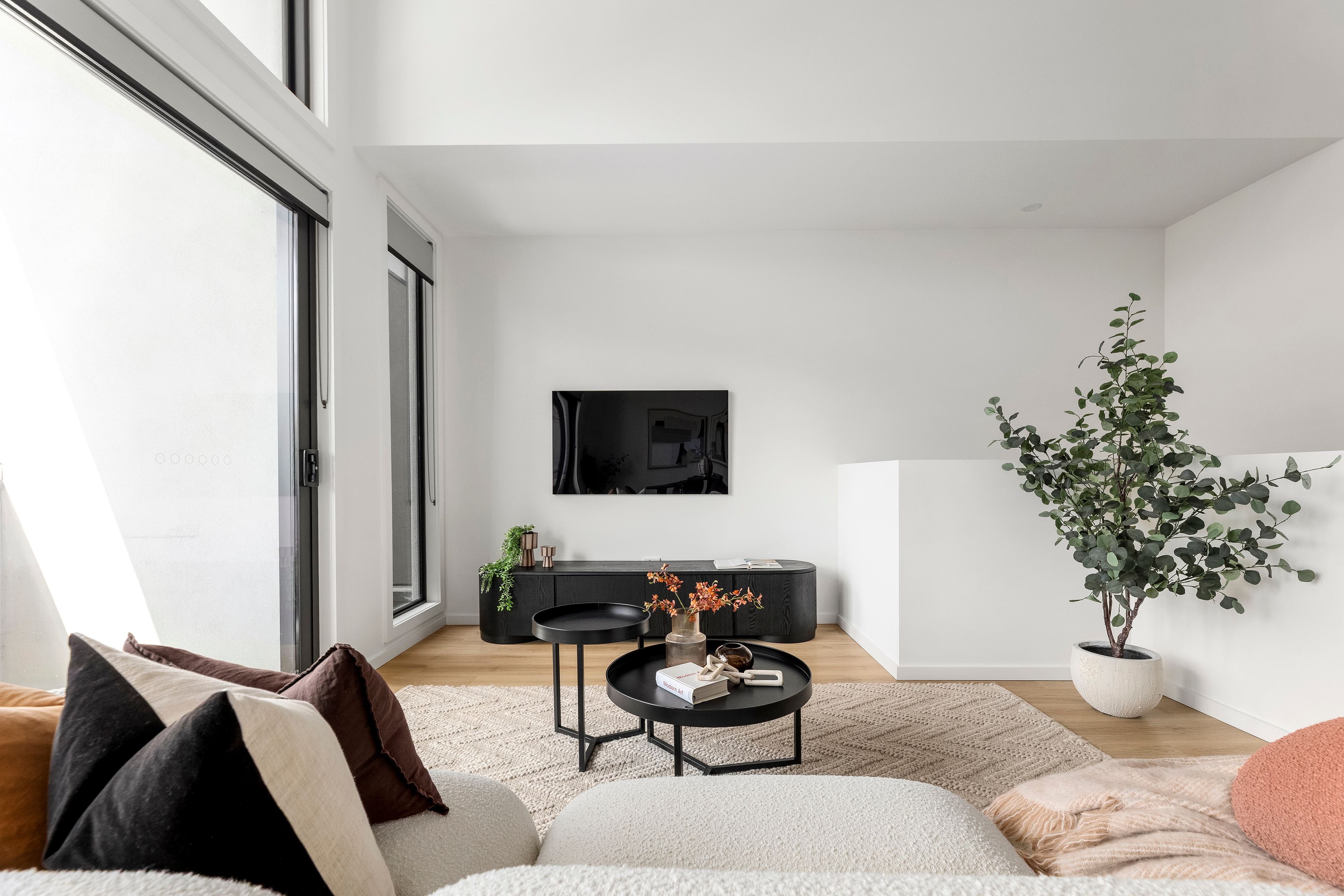 2/7 Chaleyer Street, Reservoir, VIC 3073