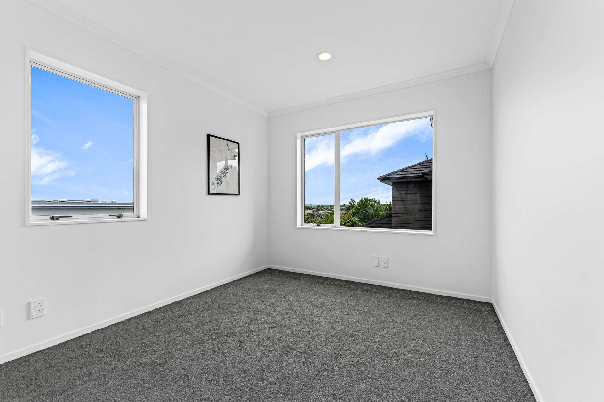 4 Vinci Court photo 15