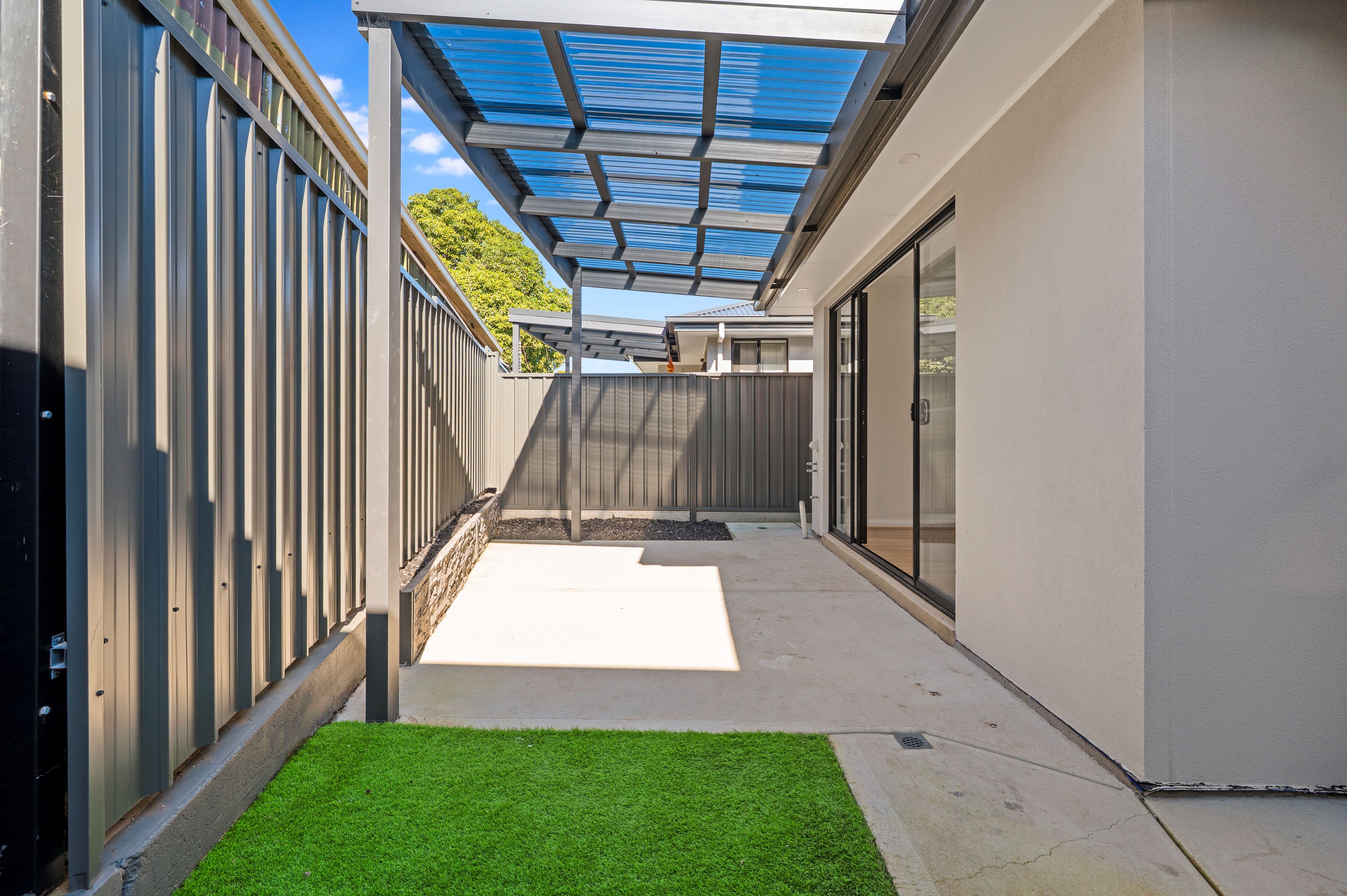 8B Hodge Road — photo 19 of 19