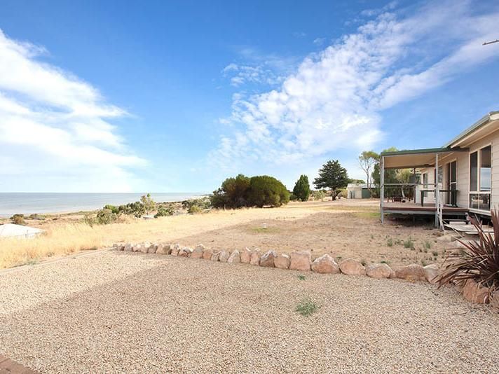 11 James Well Road, James Well, SA 5571