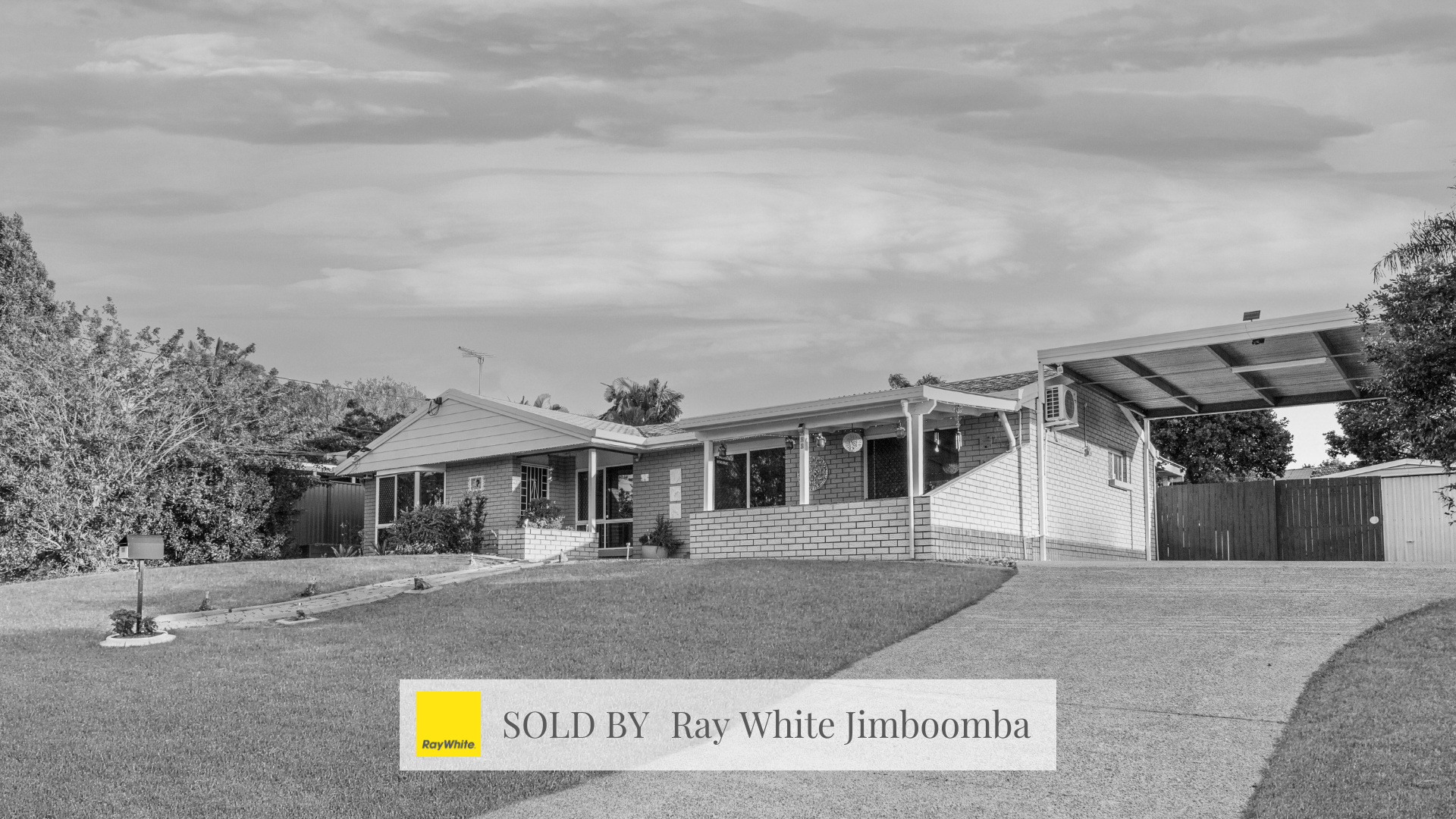 22 Arbour Way, Regents Park QLD 4118