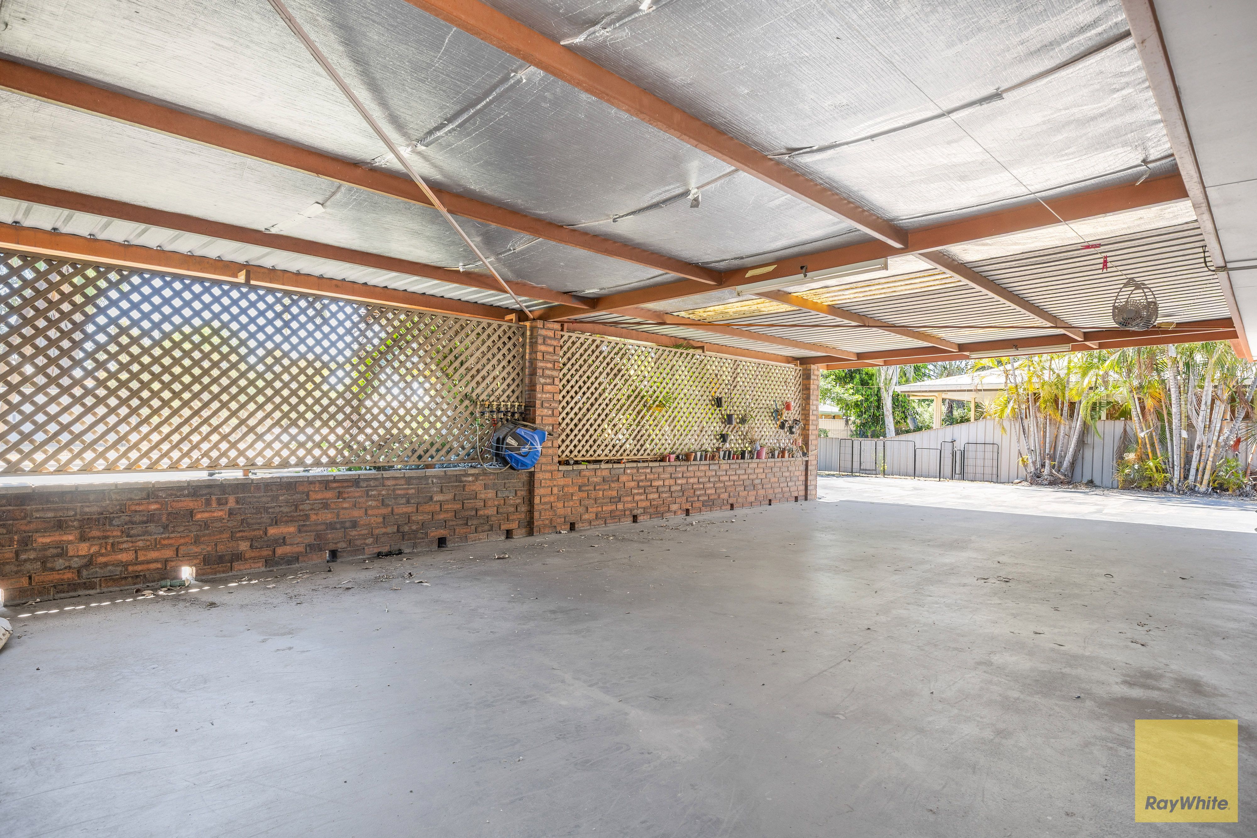 11 Eubar Place, Emerald, QLD 4720