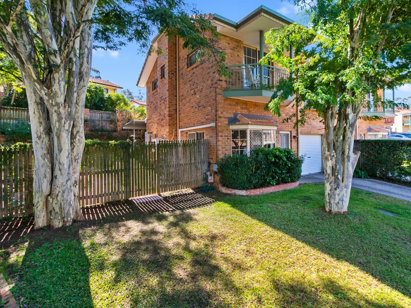 1/1162 Cavendish Road, Mount Gravatt East, QLD Residential Townhouse Sold