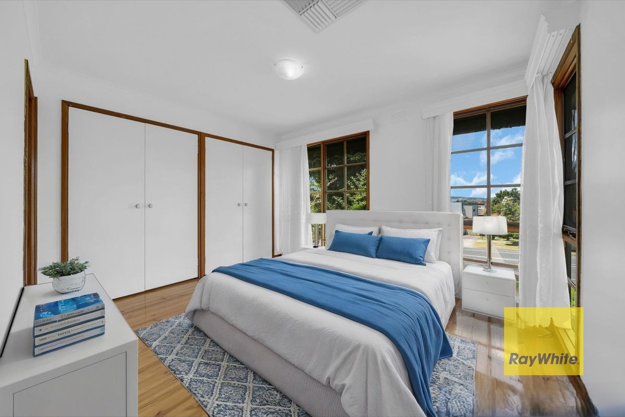 71 John Fawkner Drive, Endeavour Hills, VIC 3802