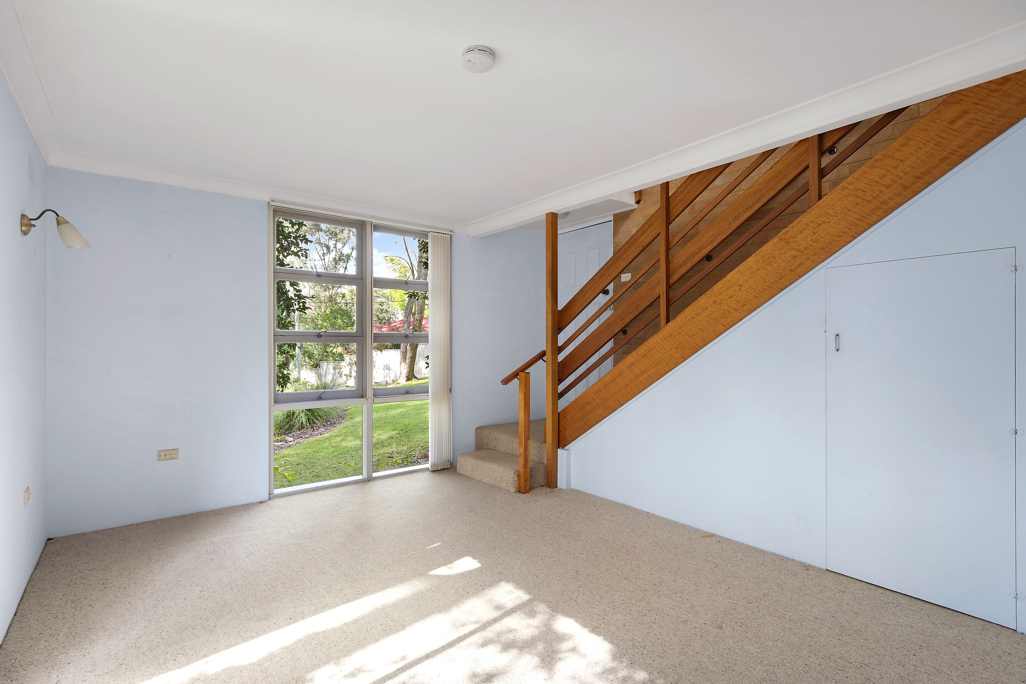 61 Manor Road — photo 6 of 10