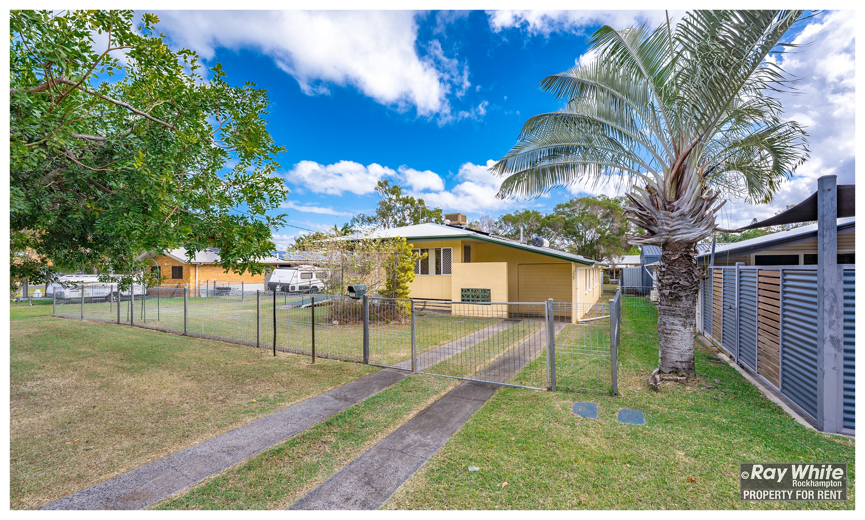 227 Hennessy Street, Koongal, QLD 4701