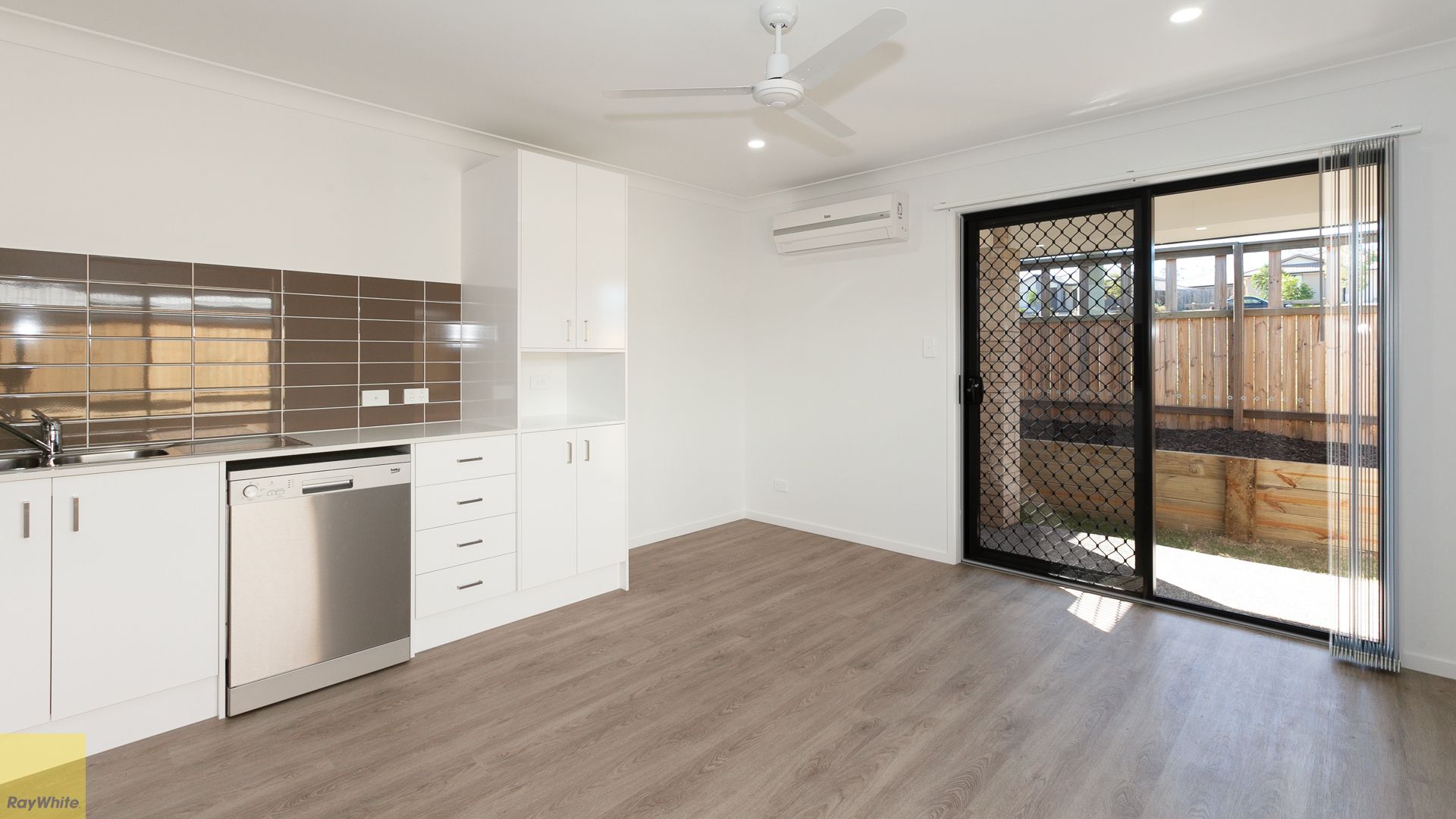 2/39 Arburry Crescent, Brassall, QLD 4305