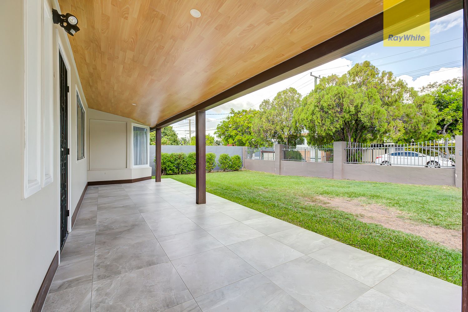 4 Macarthur Crescent, Slacks Creek, QLD 4127