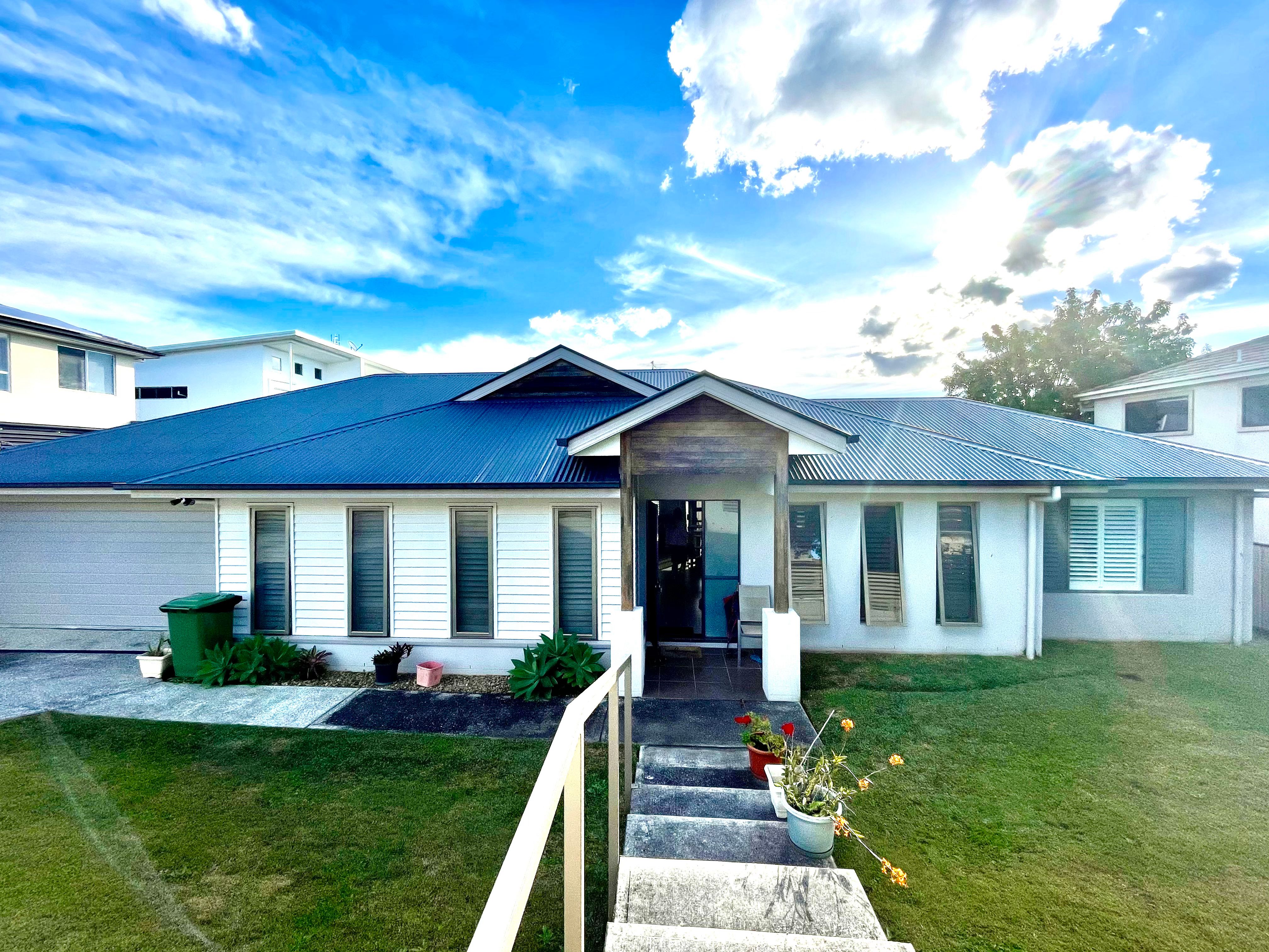 6 Mal Burke Street, Southport, QLD 4215