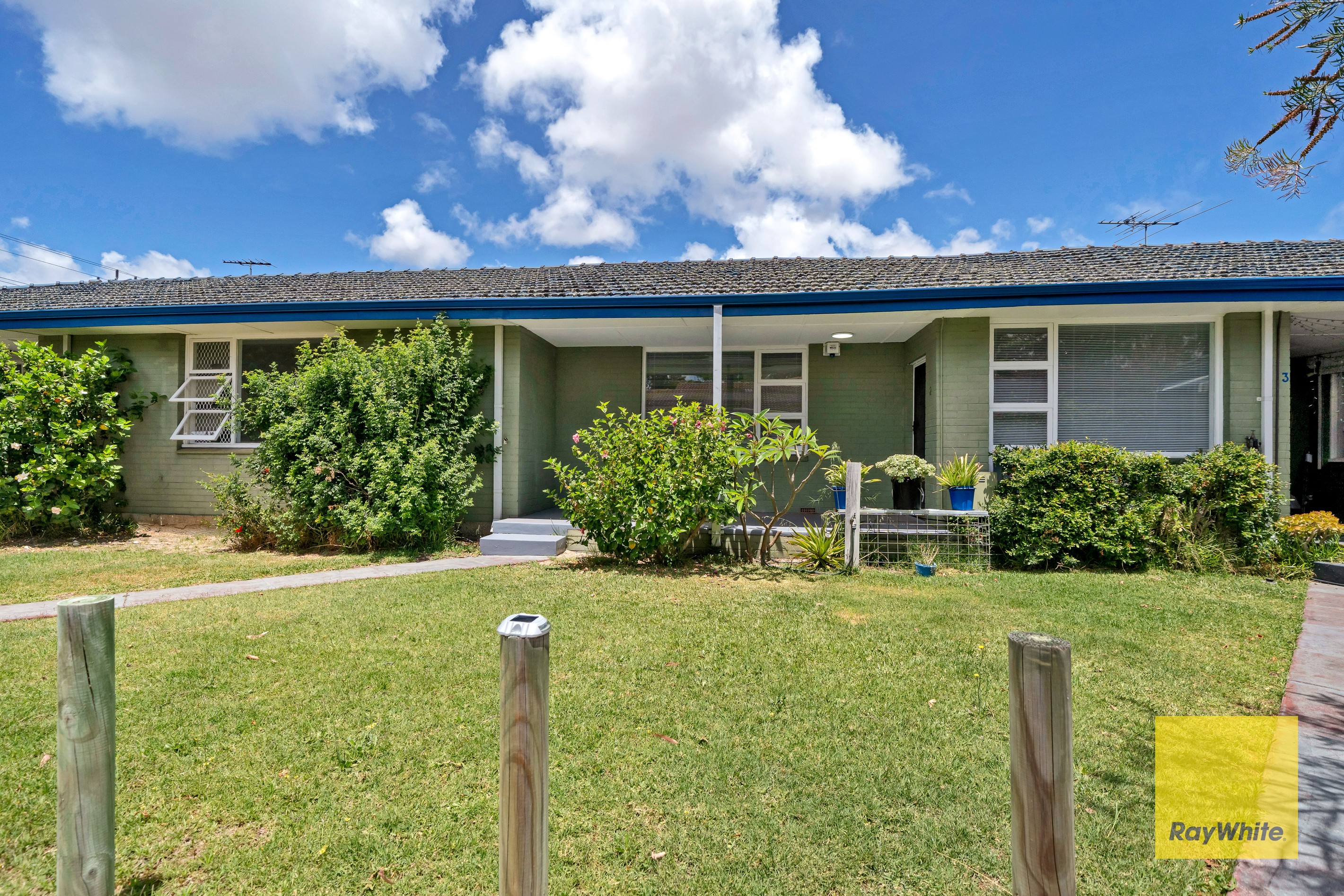 2/81 Walter Road West, Dianella, WA 6059