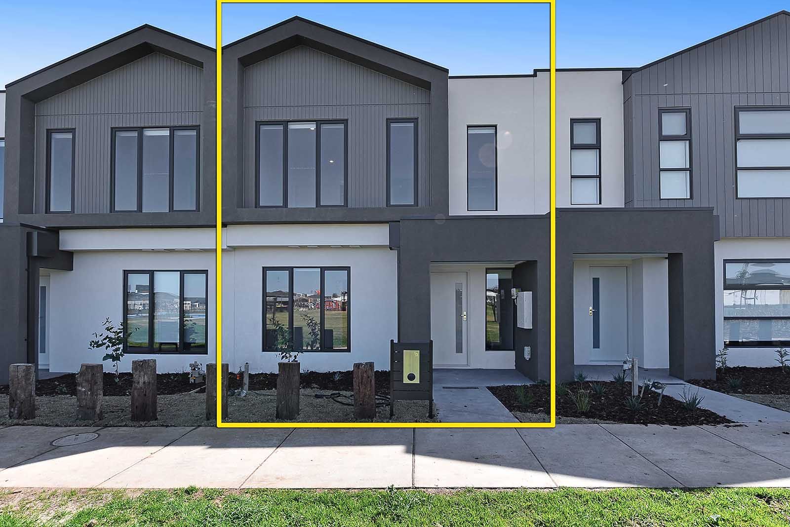 8 Prosecco Vista, FRASER RISE, VIC 3336