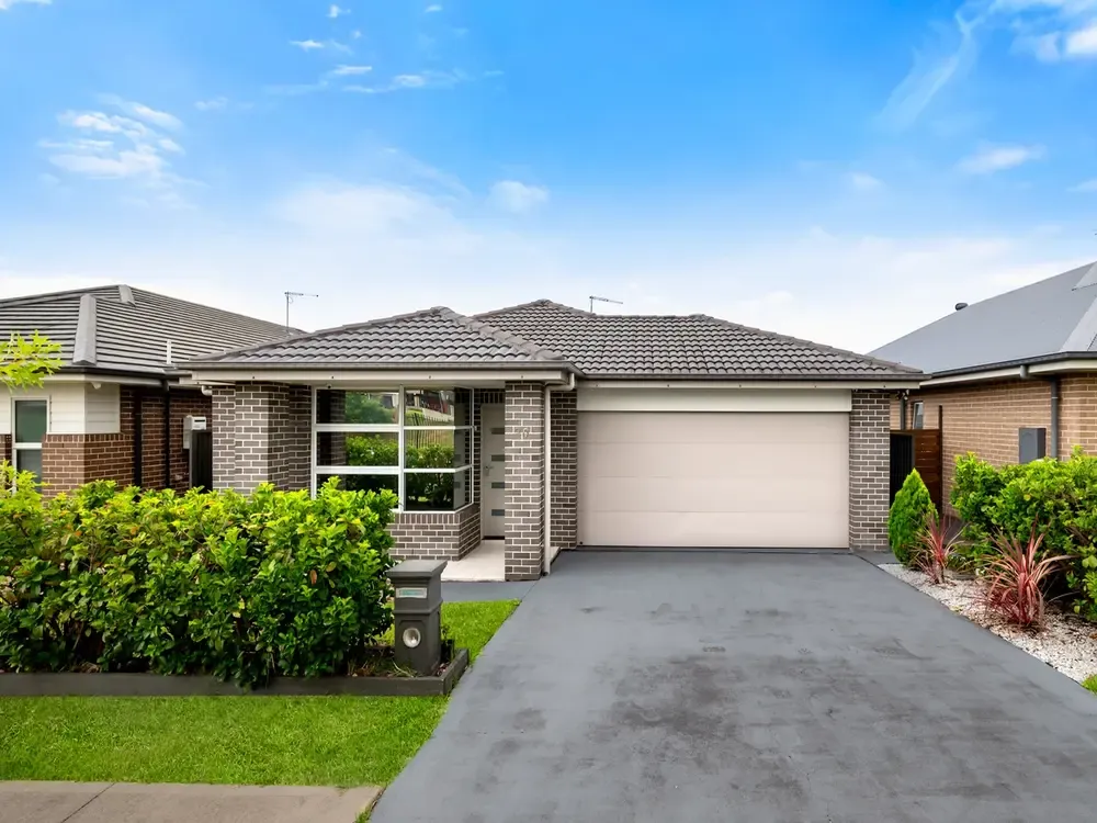 30 Hollows Drive, Oran Park, NSW 2570
