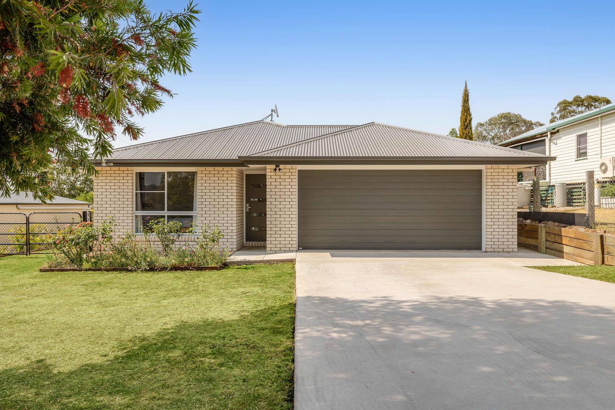 10 Hirst Street, Greenmount QLD 4359