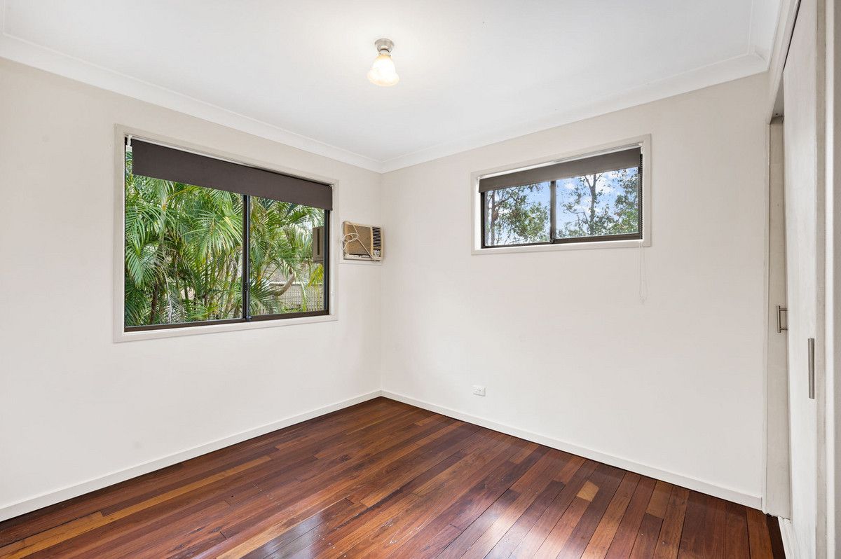 12-20 Willandra Road — photo 6 of 11