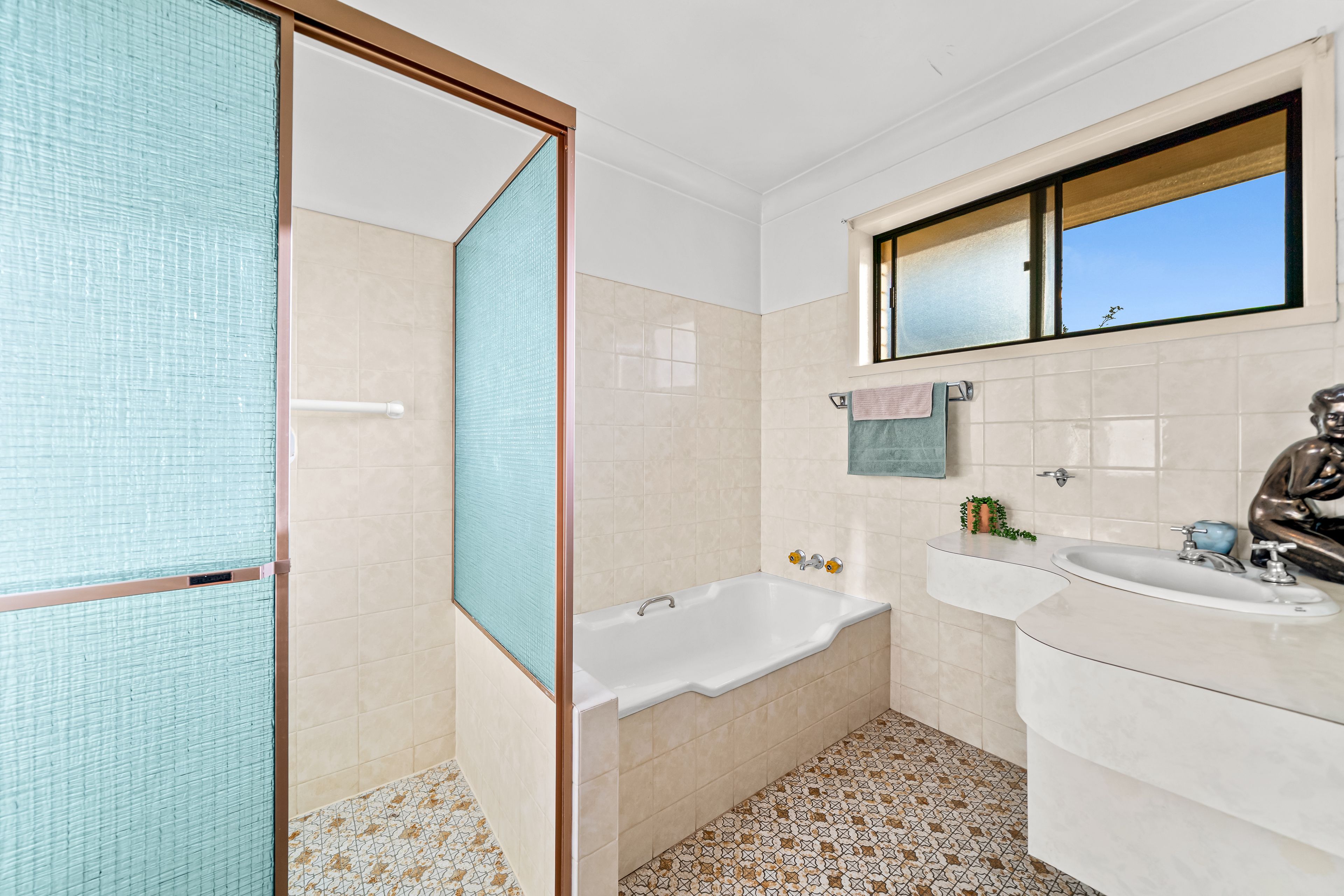 18 Epsom Street — photo 5 of 25