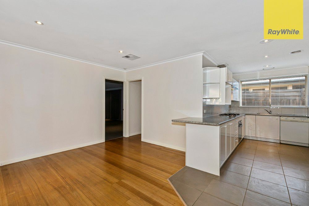 12 Glenbarry Road, Wantirna, VIC 3152