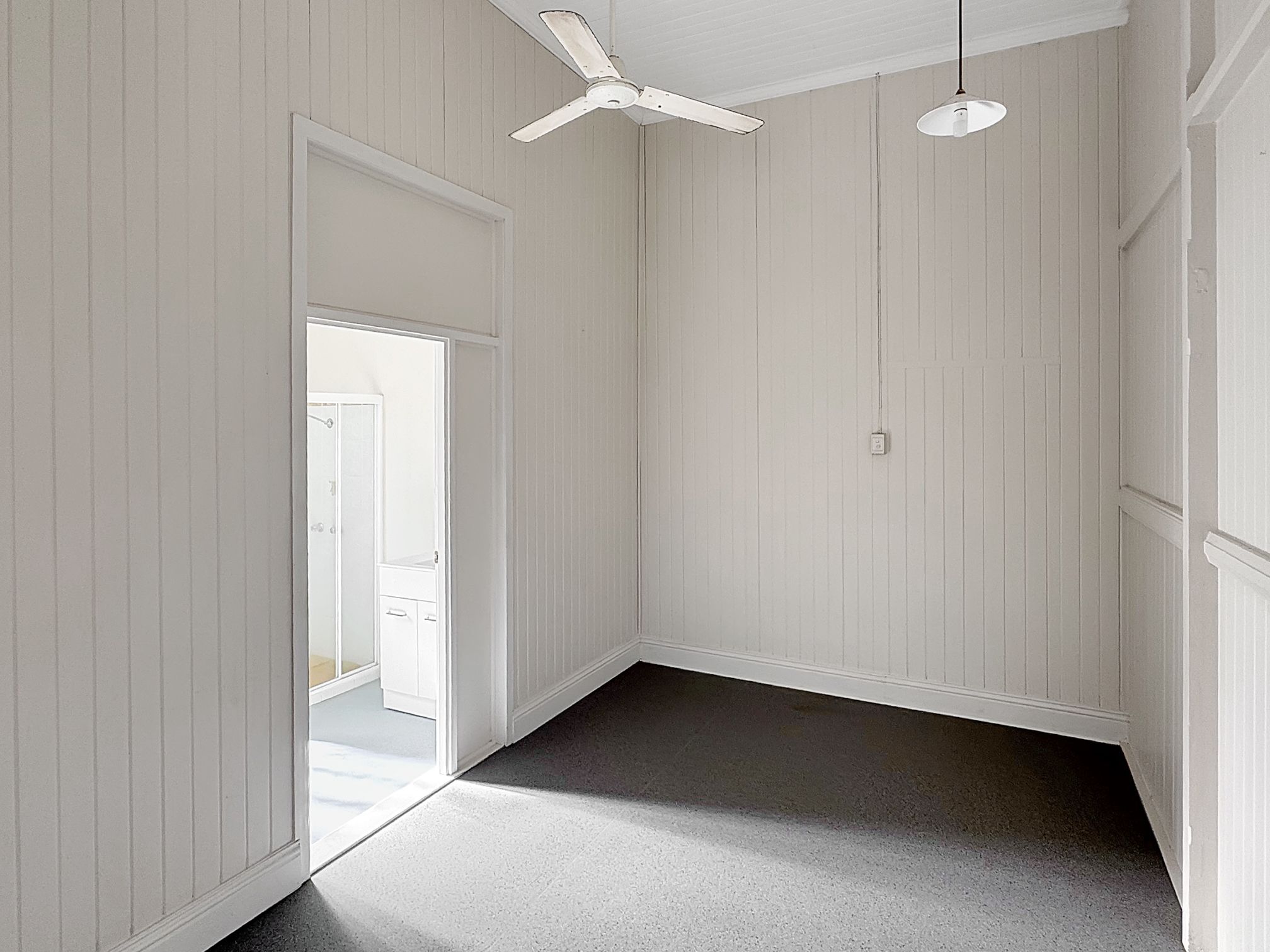 3/163 Ferry Street — photo 4 of 6