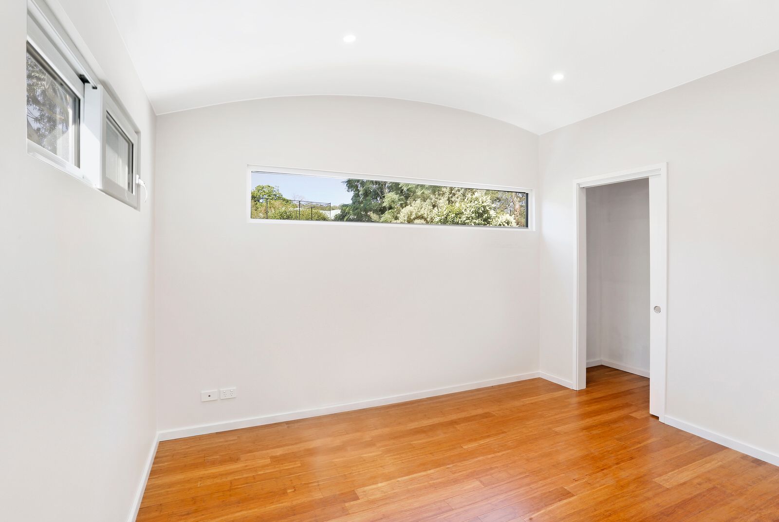 23A Tunnel Road — photo 3 of 5