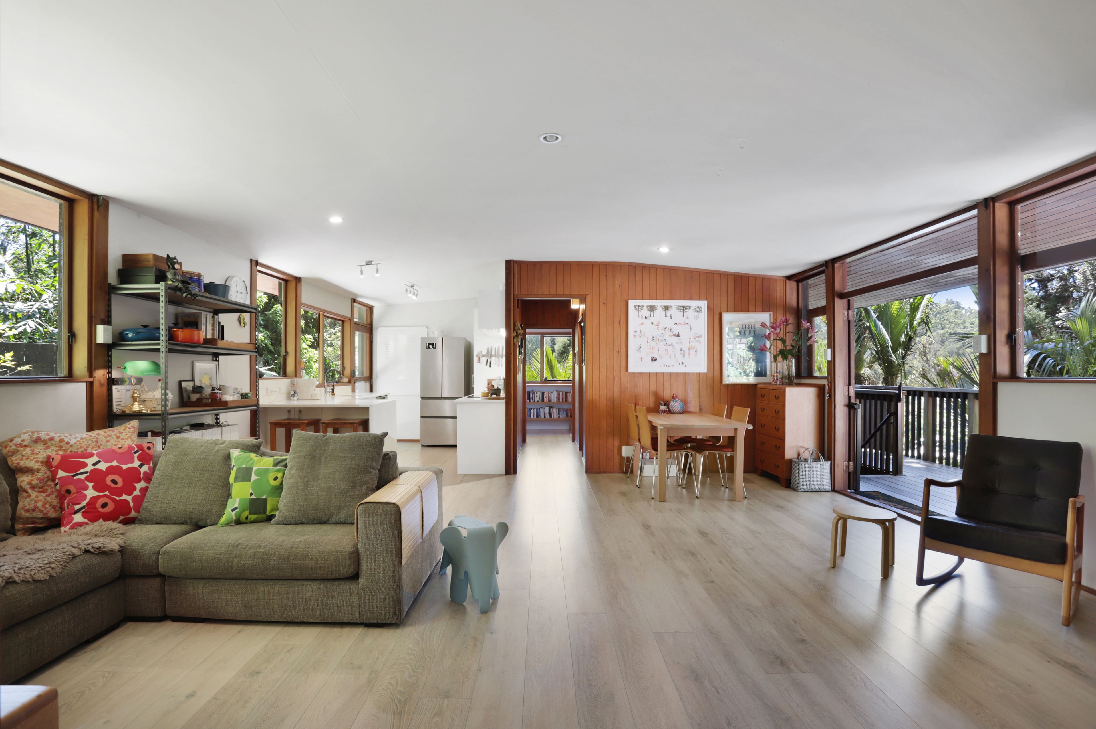 24 Mahoe Road, Titirangi, Waitakere City