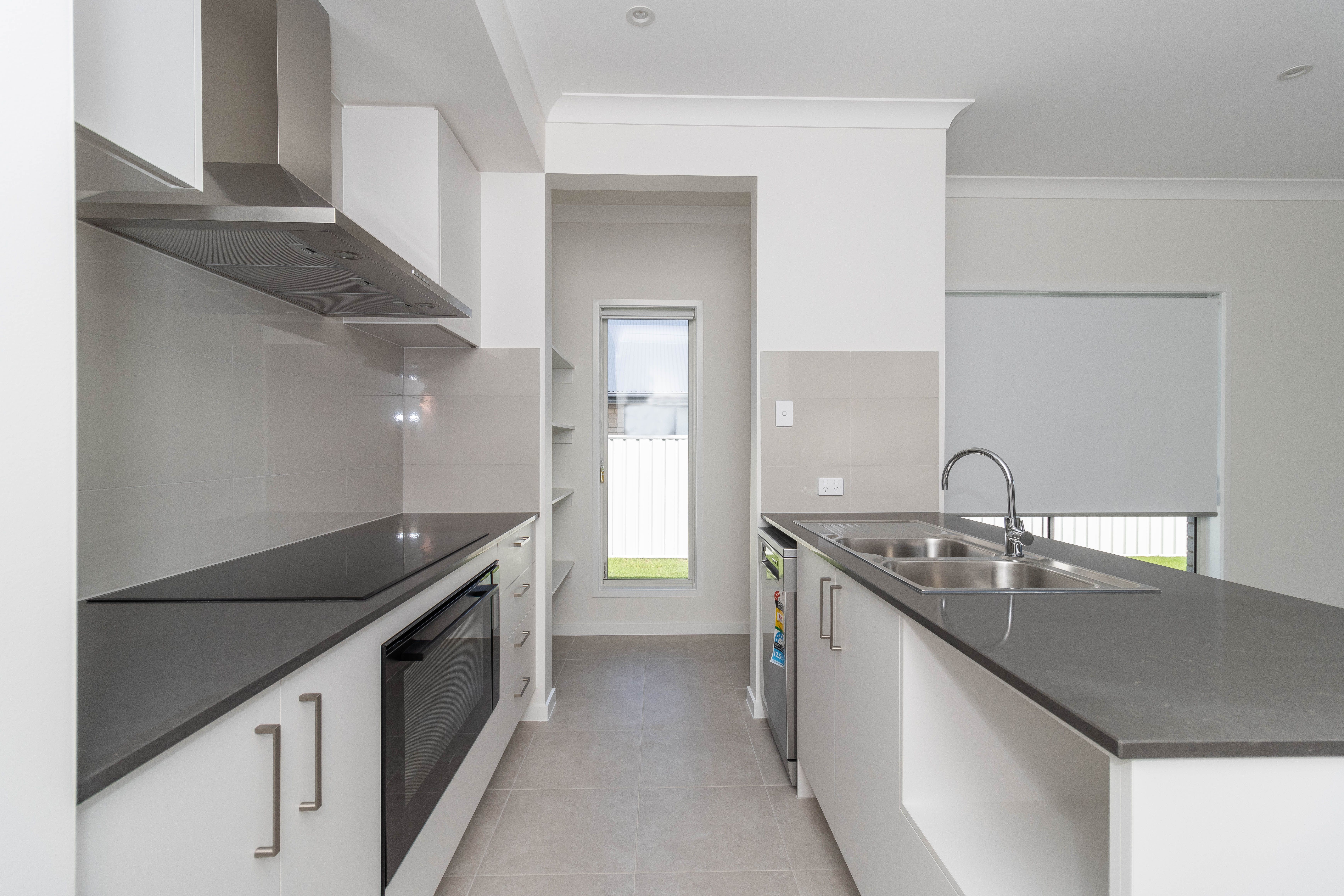 63 Hythe Street — photo 3 of 15