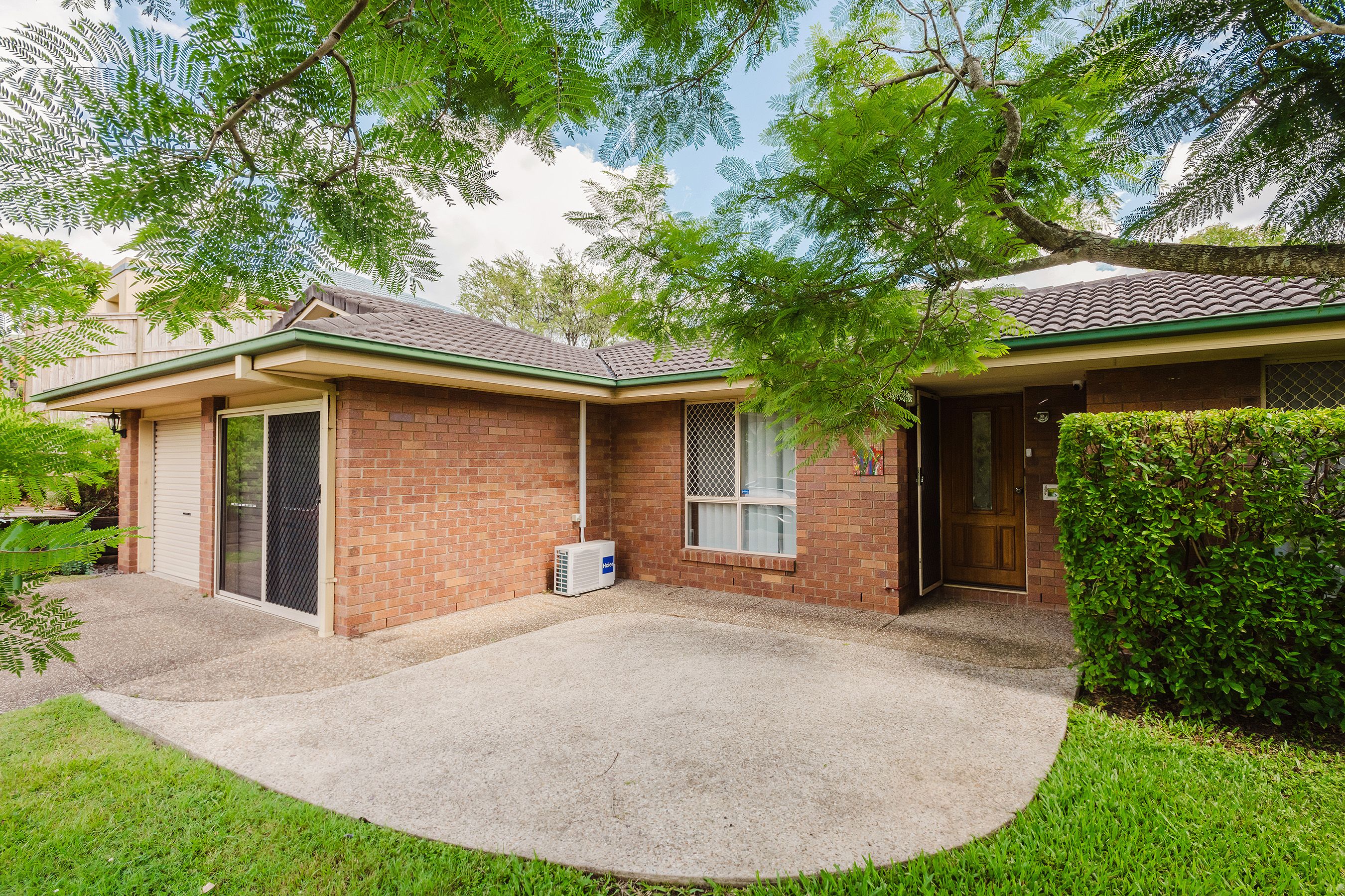 11 Hawkes Avenue, Arana Hills, QLD 4054
