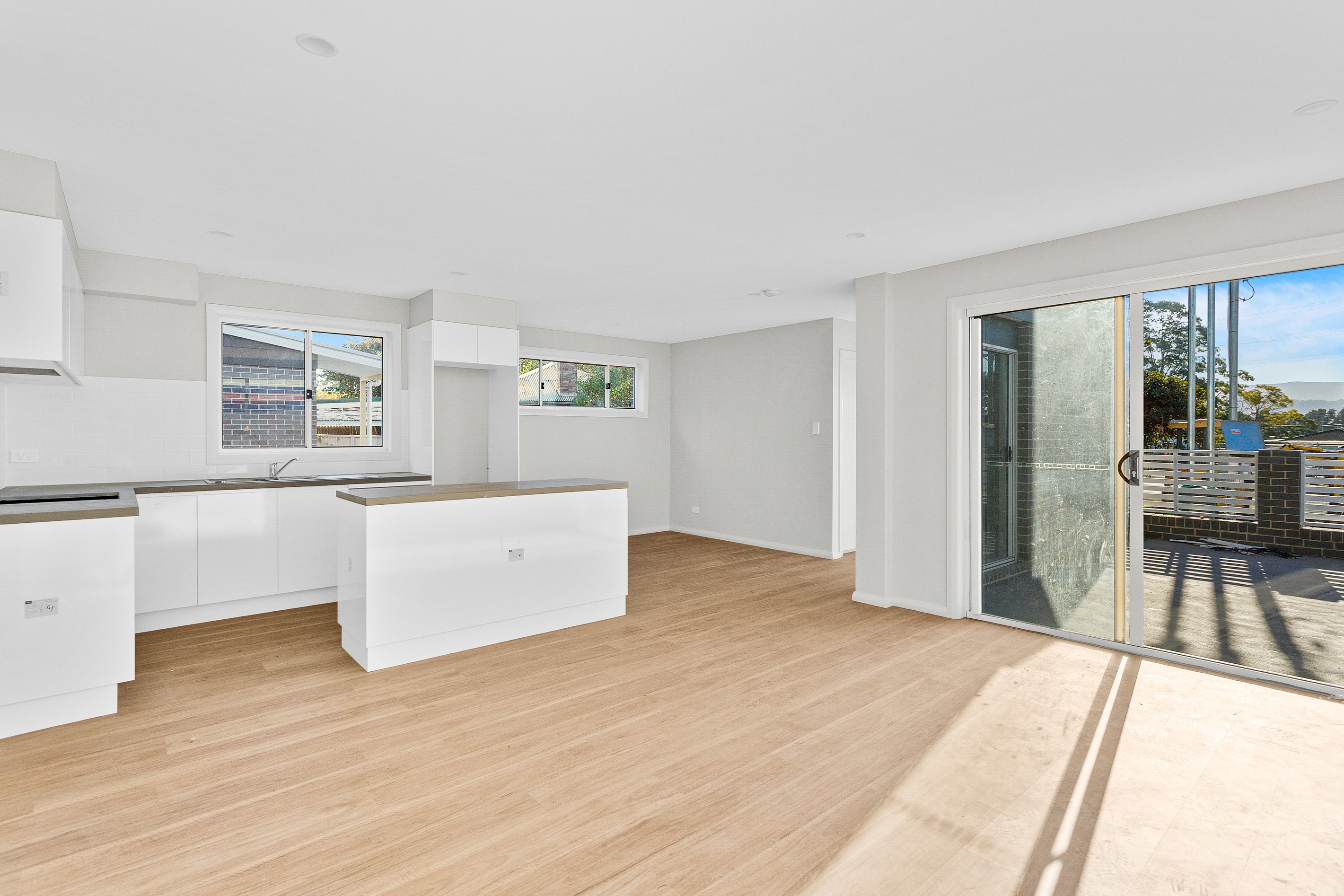 2/195 Tongarra Road, Albion Park, NSW 2527