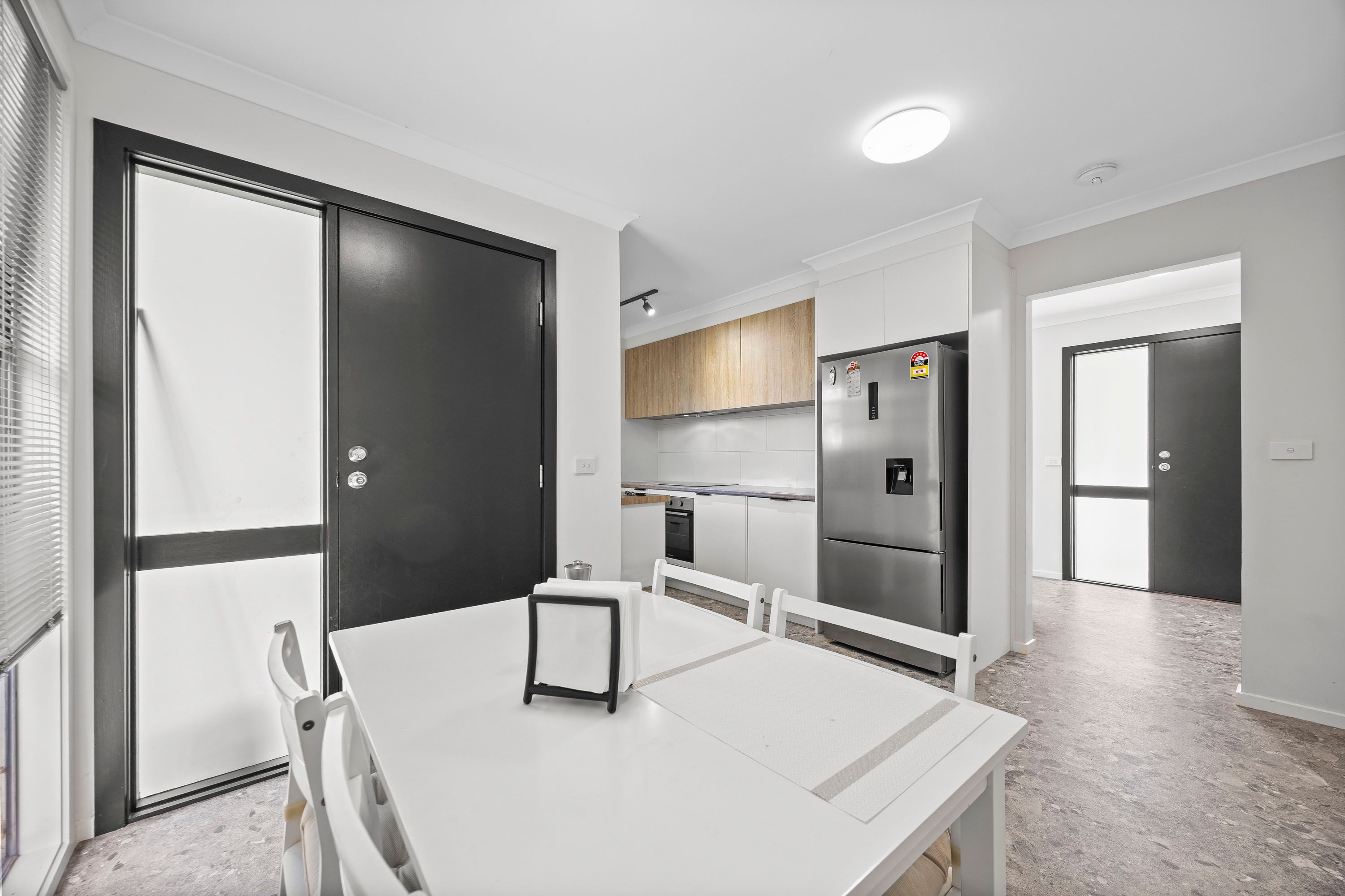 30 Warren Street — photo 5 of 11