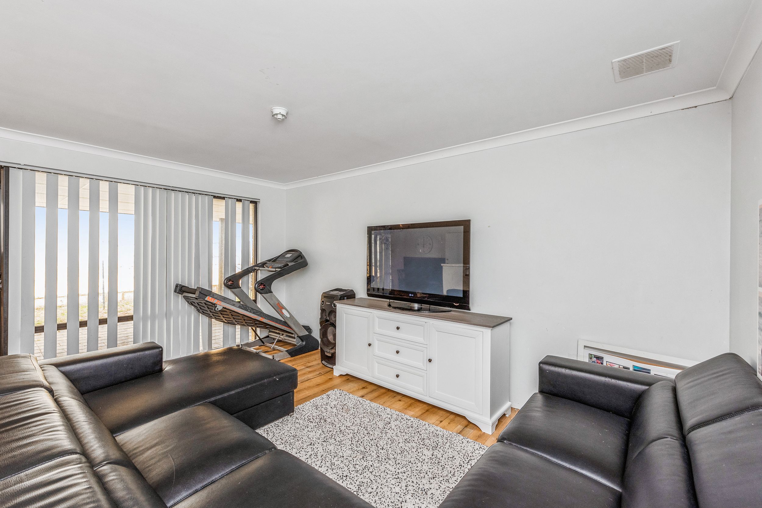 6 Sedgemoor Hill, Leda, WA 6170