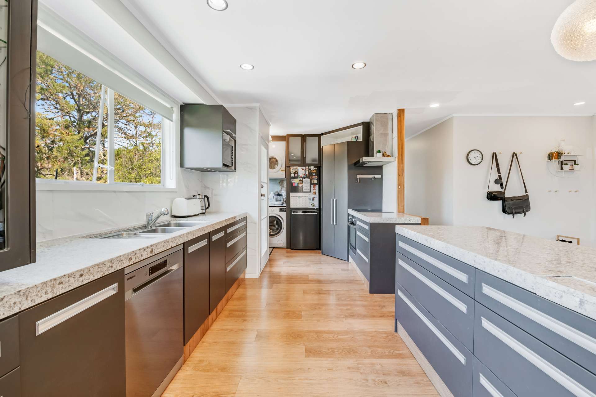 12 Airey Place photo 24